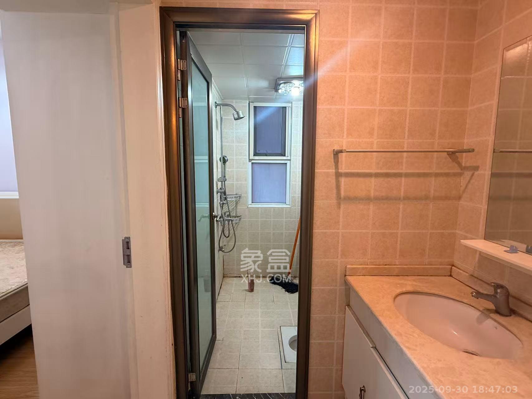 联美品格  2室2厅1卫    2100.0元/月室内图