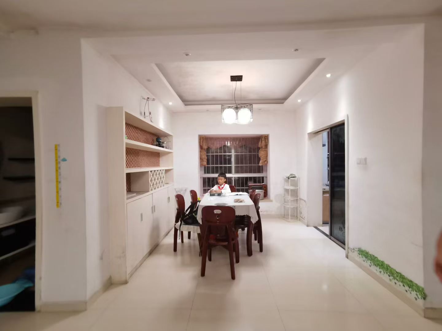 金谷家园 4室2厅2卫 2000.0元/月 金谷家园 4室2厅2卫 2000.0元/月室内图