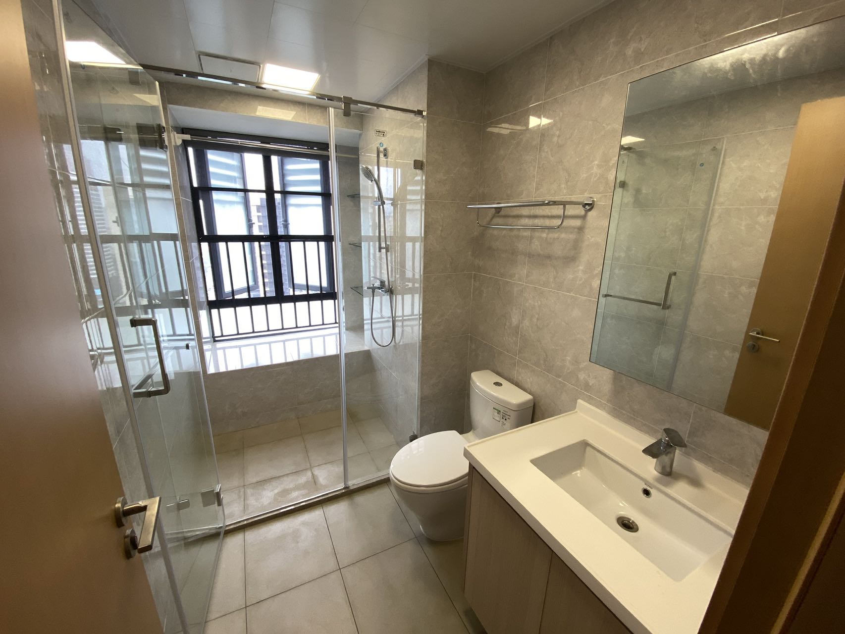 华润中心二期东悦府 3室2厅2卫 6000.0元/月 华润中心二期东悦府 3室2厅2卫 6000.0元/月室内图