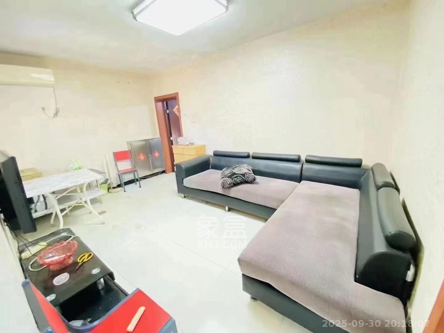 下碧湘街小区 2室1厅1卫 1800.0元/月 下碧湘街小区 2室1厅1卫 1800.0元/月室内图