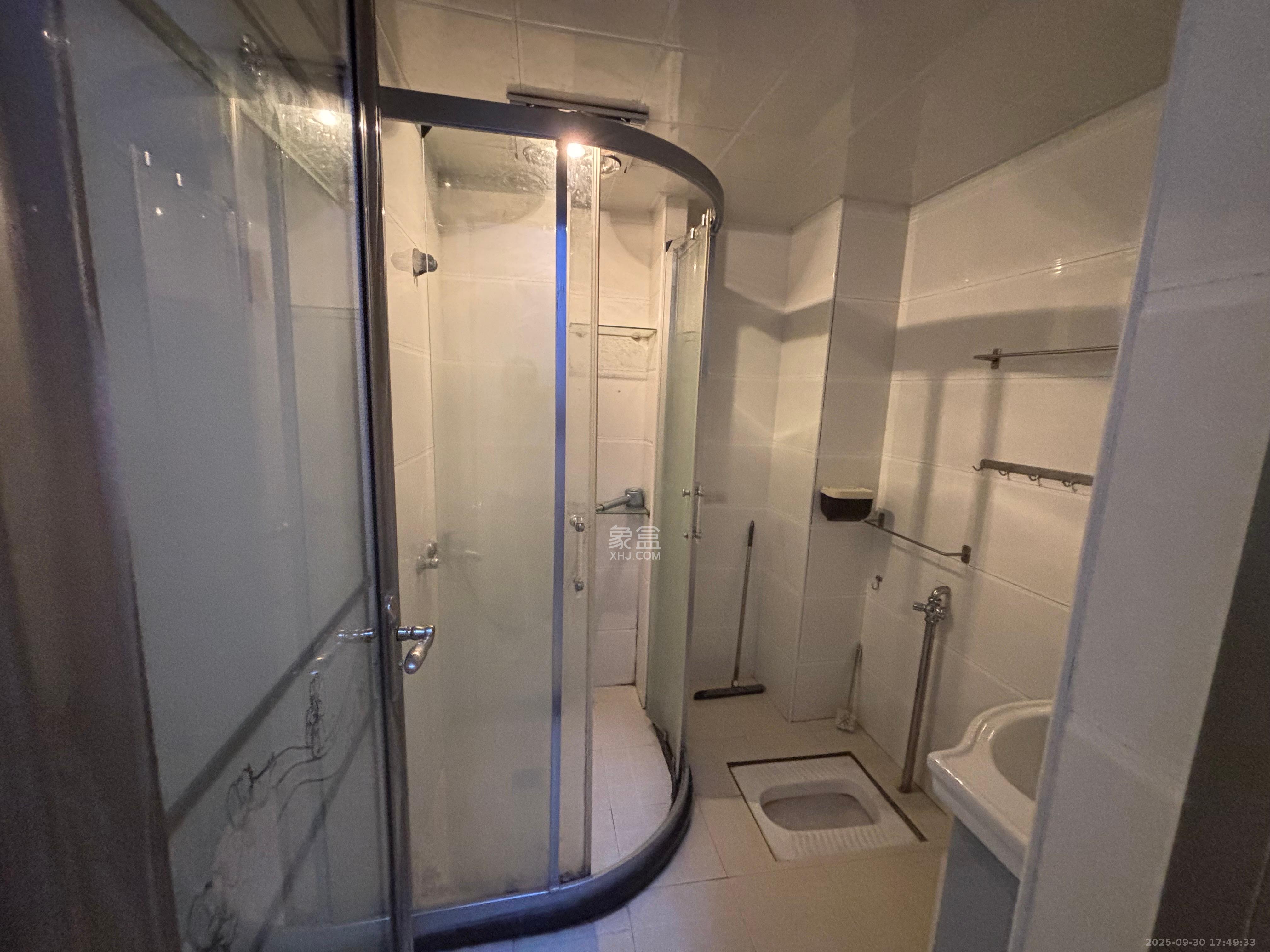 中南红领邦(红星嘉和苑) 1室1厅0卫 1400.0元/月 中南红领邦(红星嘉和苑) 1室1厅0卫 1400.0元/月室内图