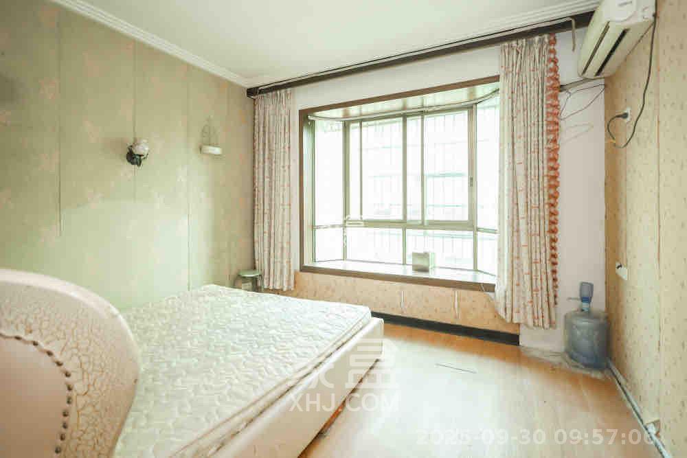 鼎丰园 3室2厅2卫 2200.0元/月 鼎丰园 3室2厅2卫 2200.0元/月室内图