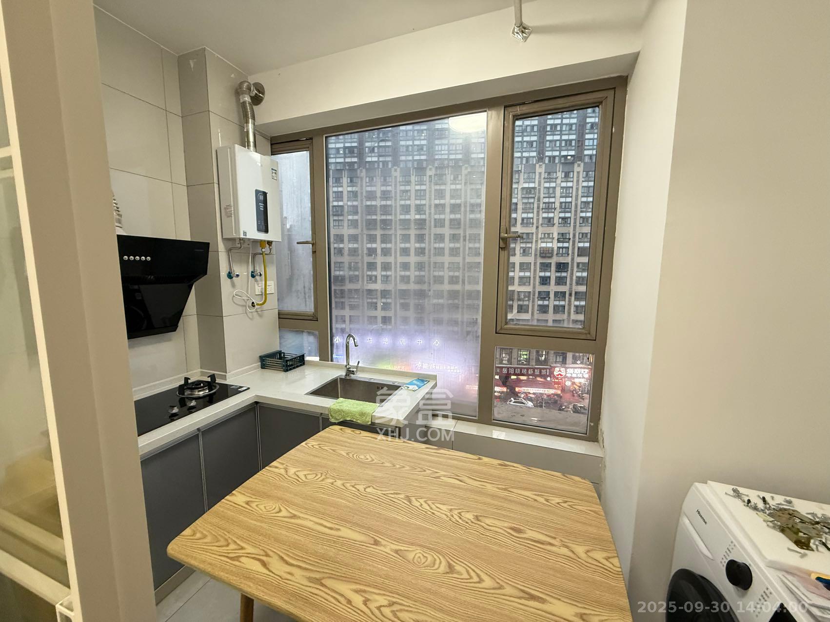 怡海星城 1室1厅1卫 900.0元/月 怡海星城 1室1厅1卫 900.0元/月室内图