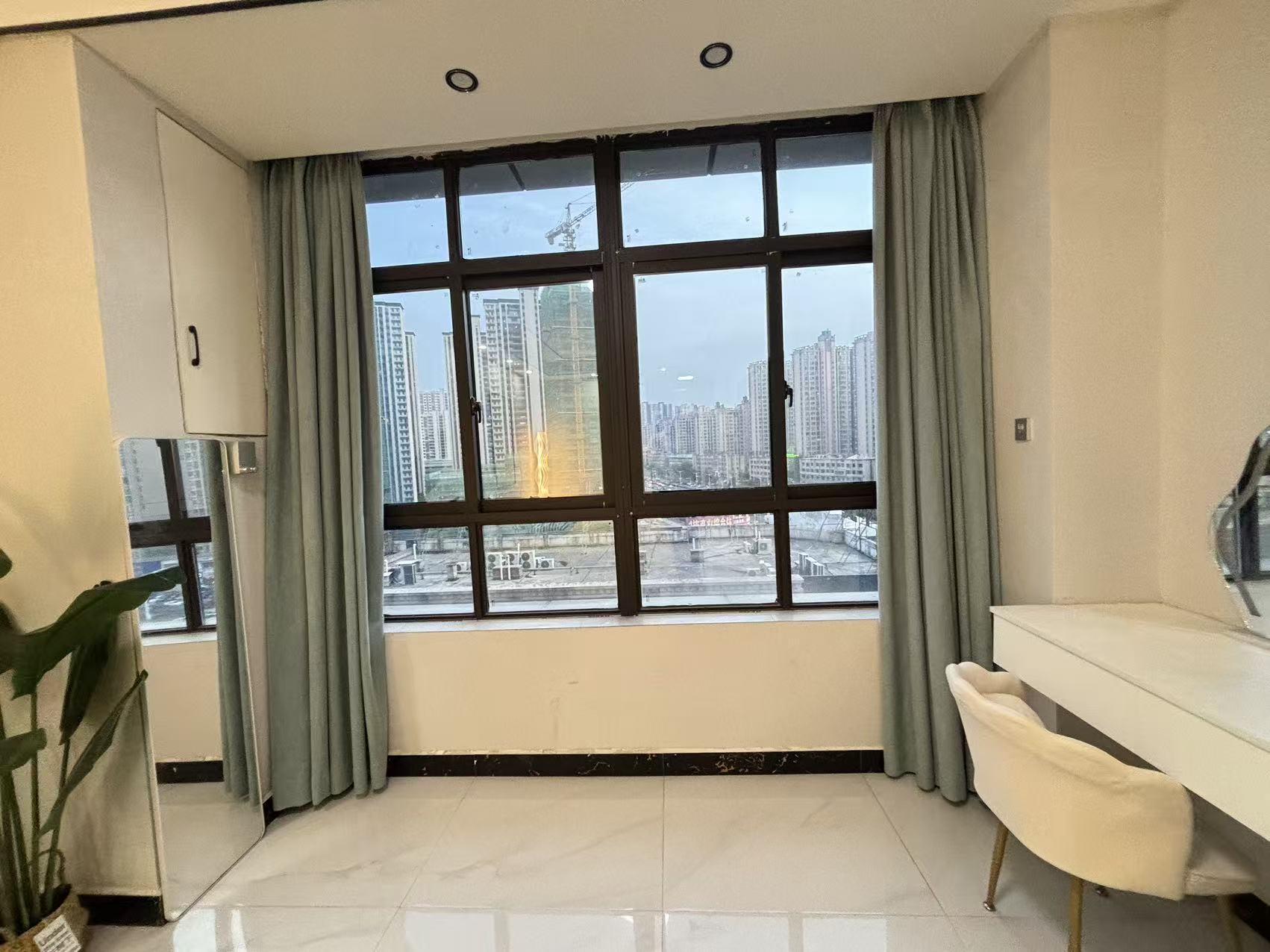 万恒公馆  1室1厅1卫    1700.0元/月室内图