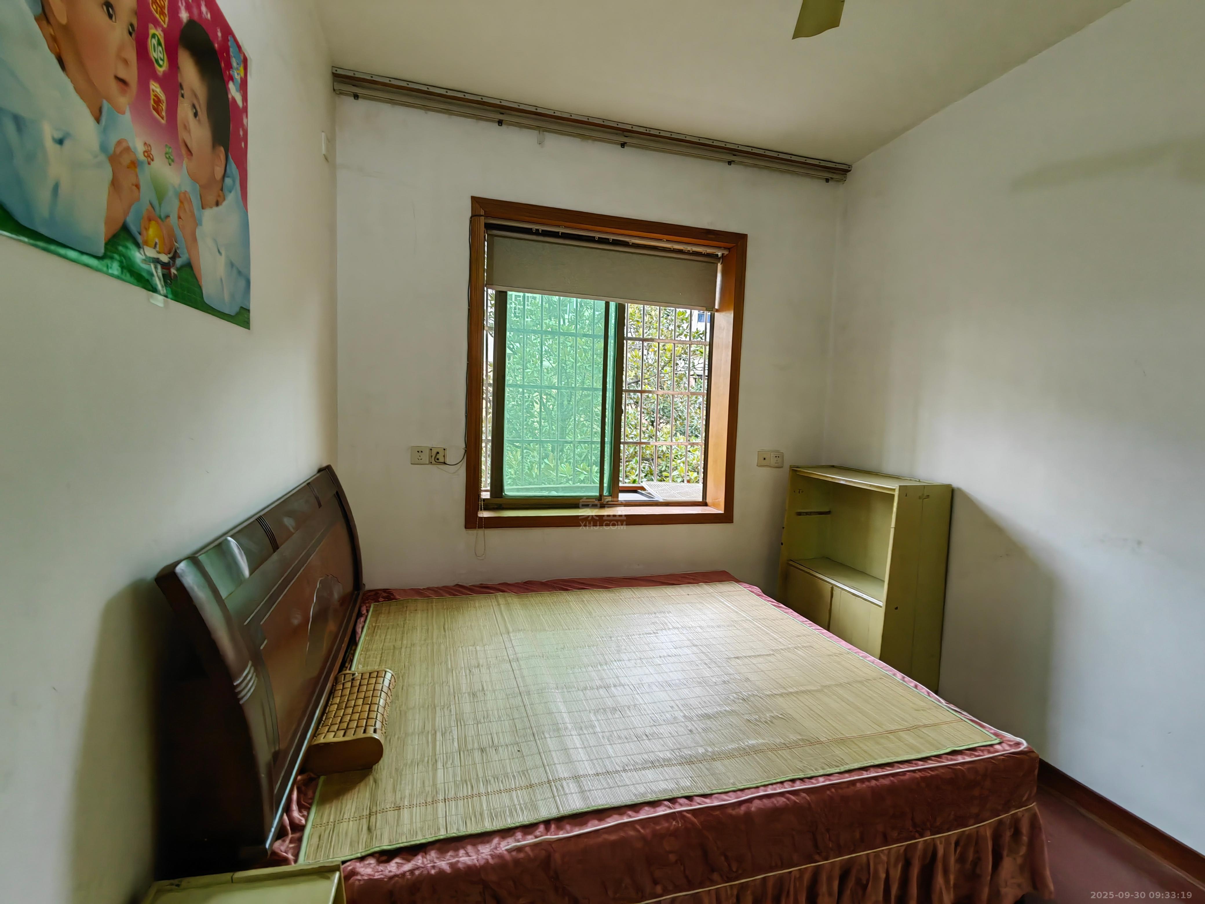 6415  2室2厅1卫    700.0元/月室内图