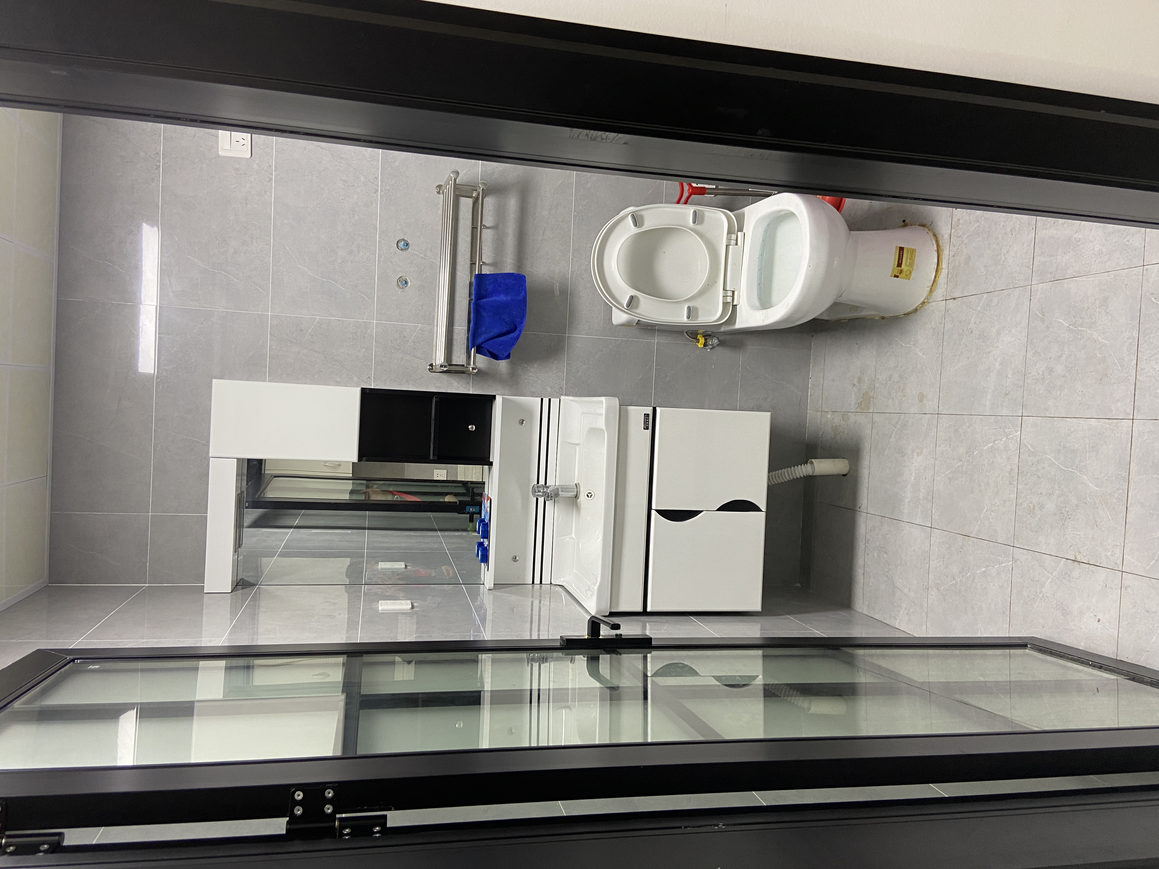 万恒公馆  1室1厅1卫    1800.0元/月室内图