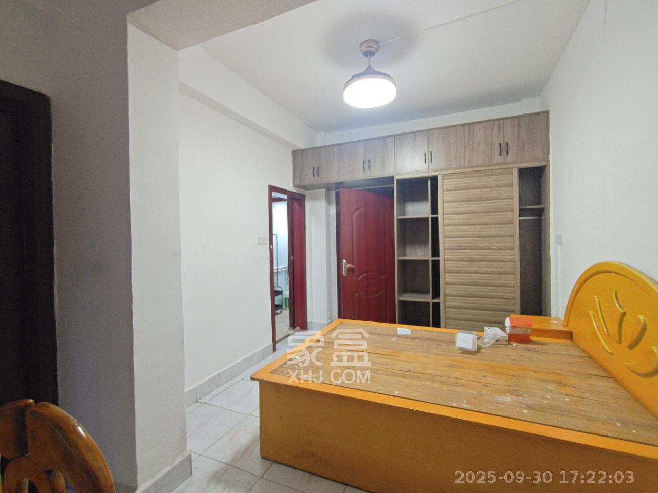 佘家塘、富雅里散盘 2室1厅1卫 1600.0元/月 佘家塘、富雅里散盘 2室1厅1卫 1600.0元/月室内图