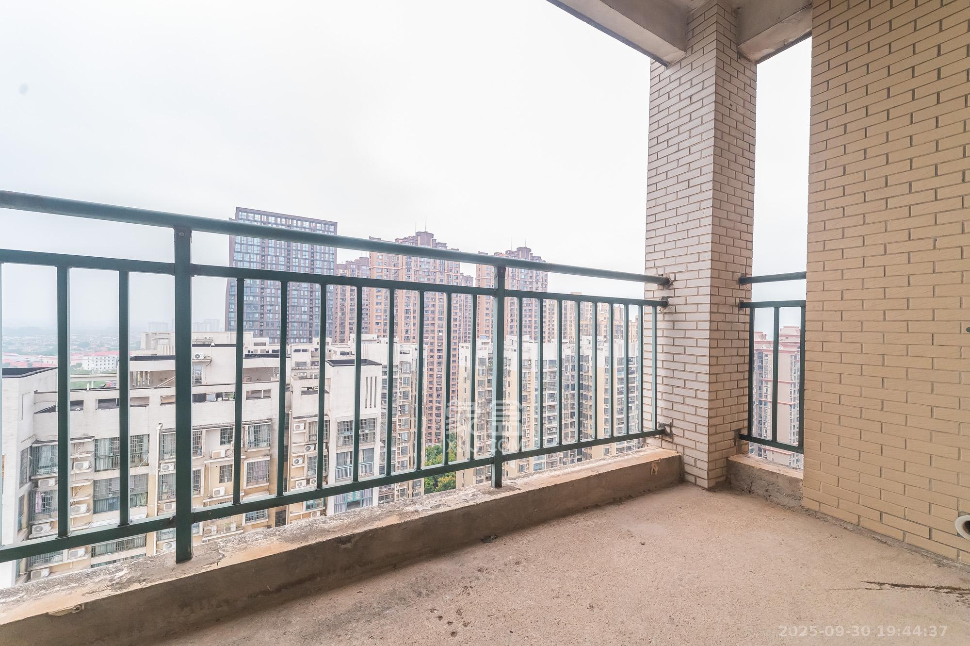 松雅湖畔 2室2厅1卫 45.0万 松雅湖畔 2室2厅1卫 45.0万其他