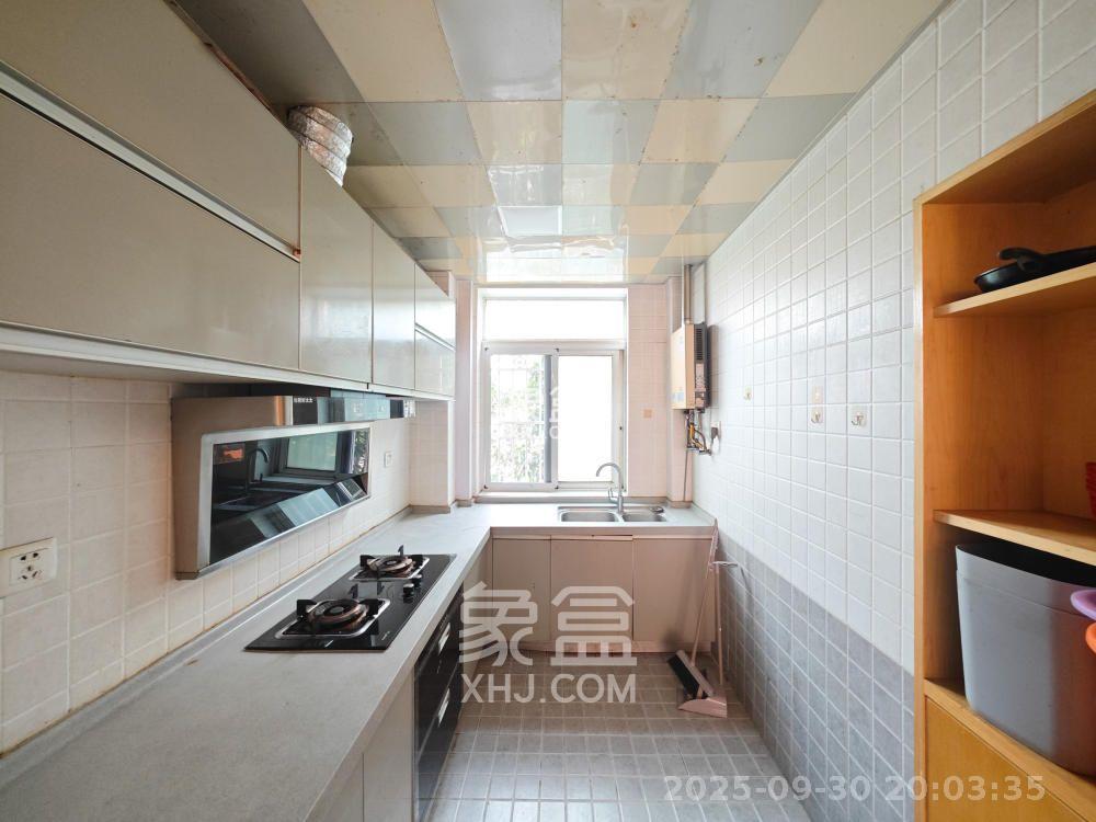鄱阳小区  3室2厅1卫   1300.00元/月室内图
