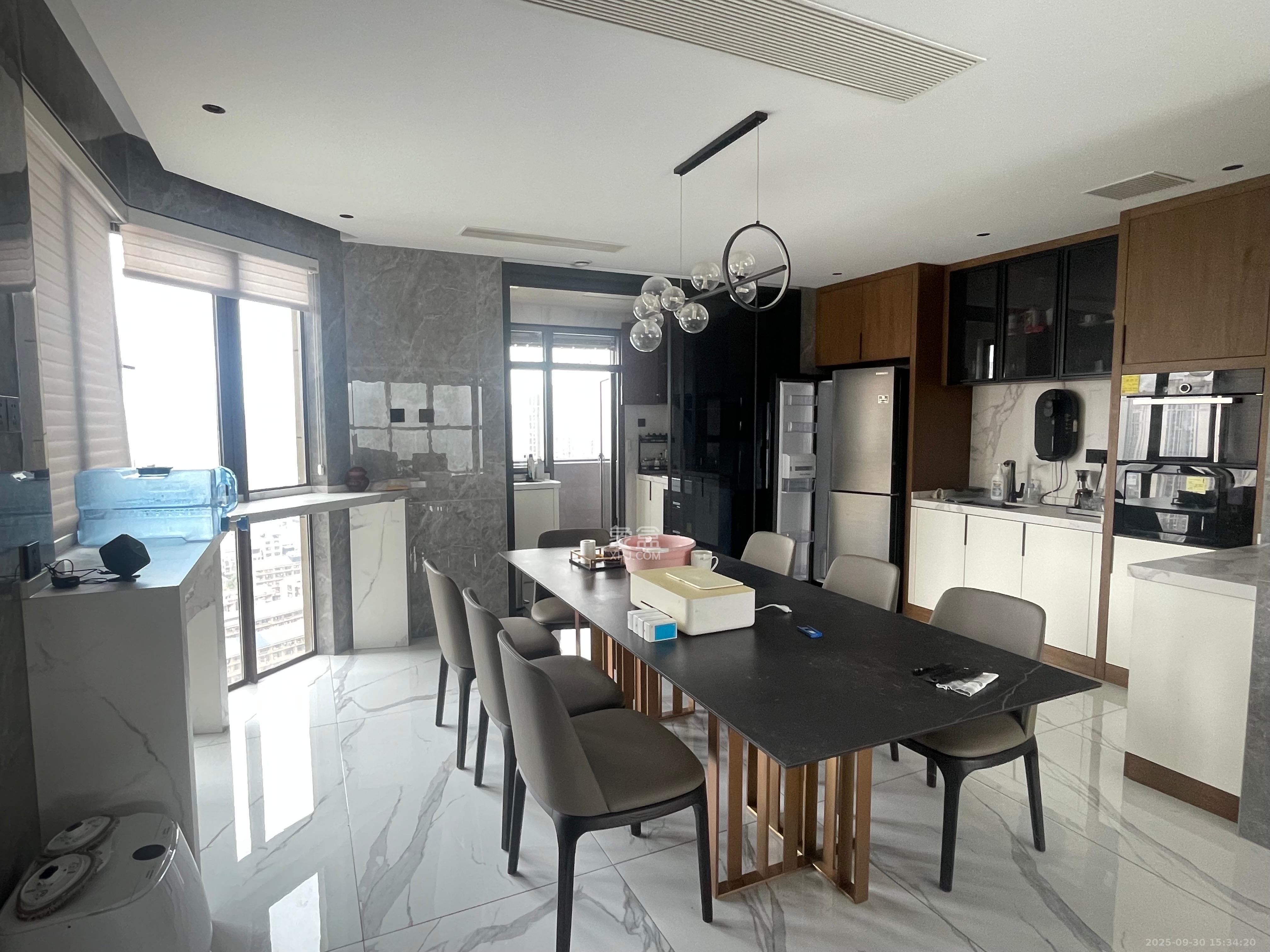 达美溪湖湾 4室2厅2卫 15000.0元/月 达美溪湖湾 4室2厅2卫 15000.0元/月室内图