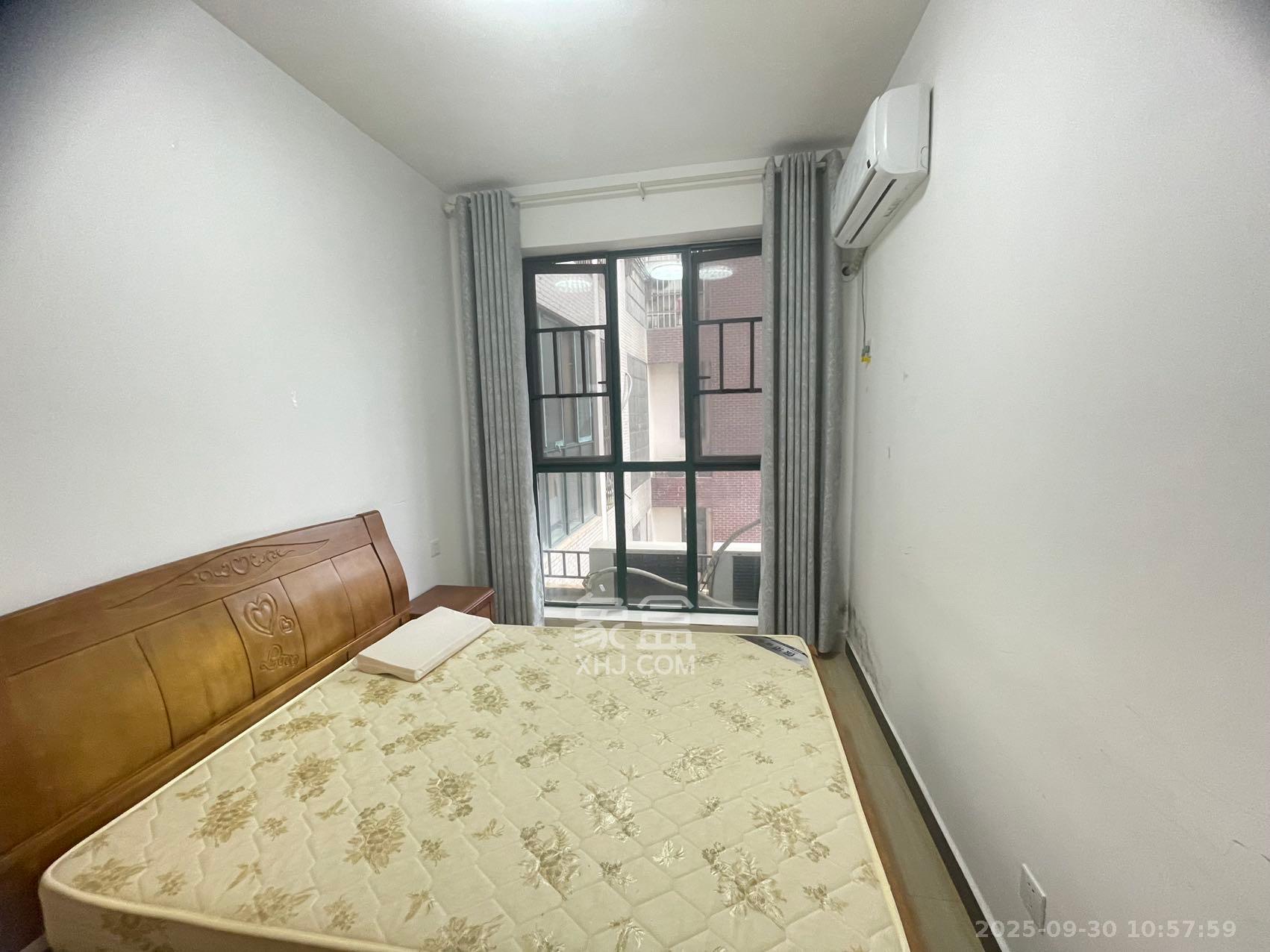 枫华府第  3室2厅2卫    2000.0元/月 枫华府第  3室2厅2卫    2000.0元/月