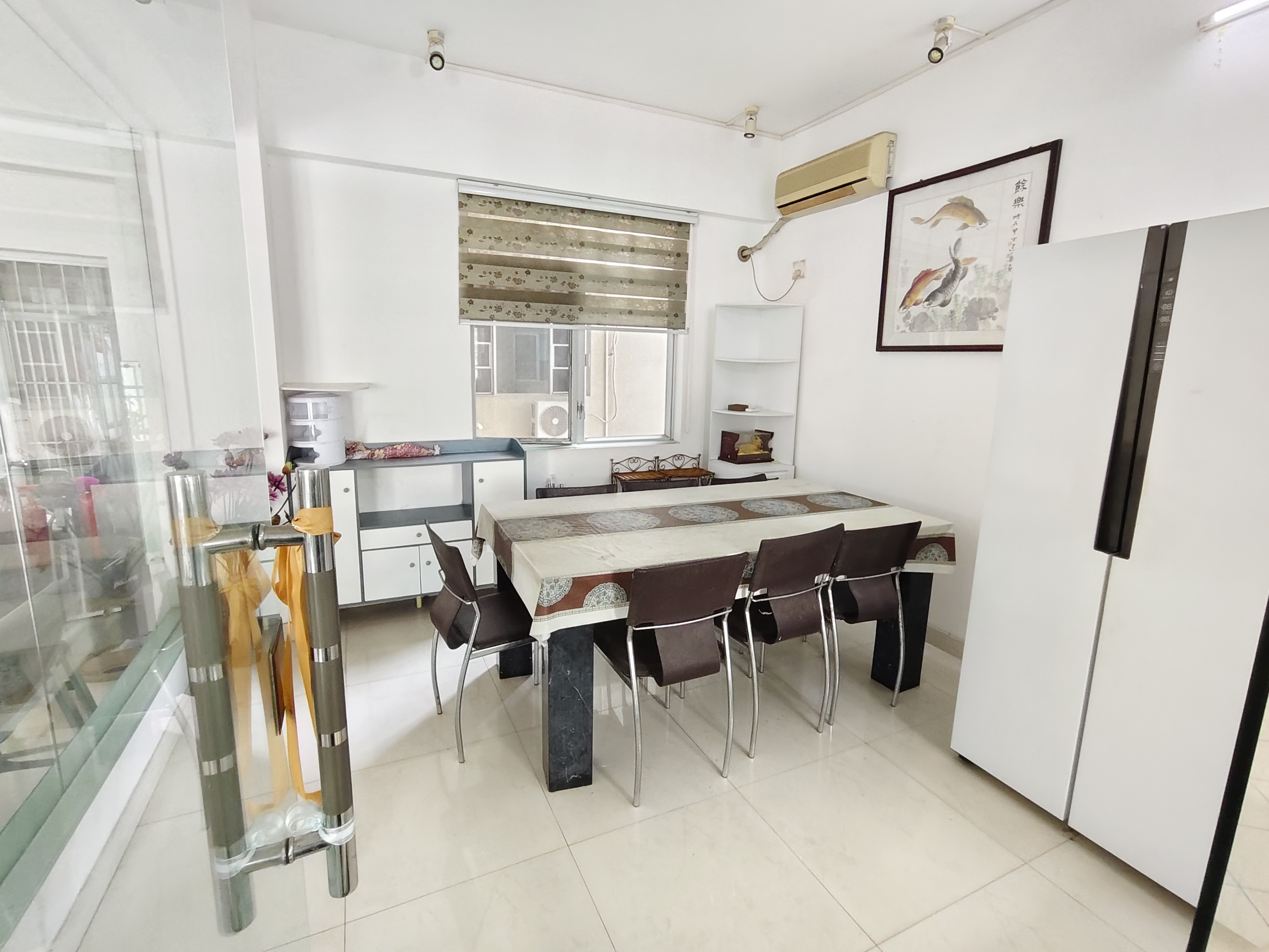 名门广场南区(一期) 4室2厅2卫 5000.0元/月 名门广场南区(一期) 4室2厅2卫 5000.0元/月室内图