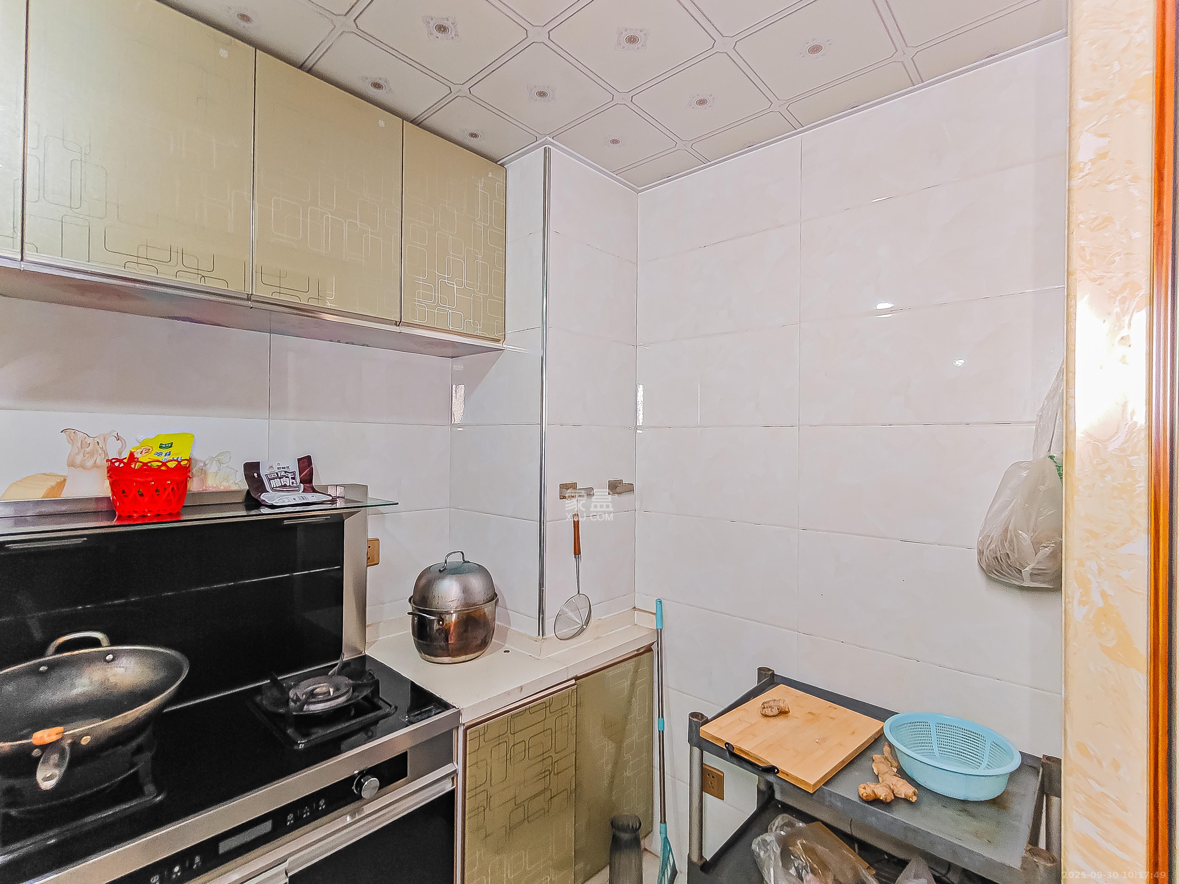 江山如画  3室2厅1卫    95.0万厨房