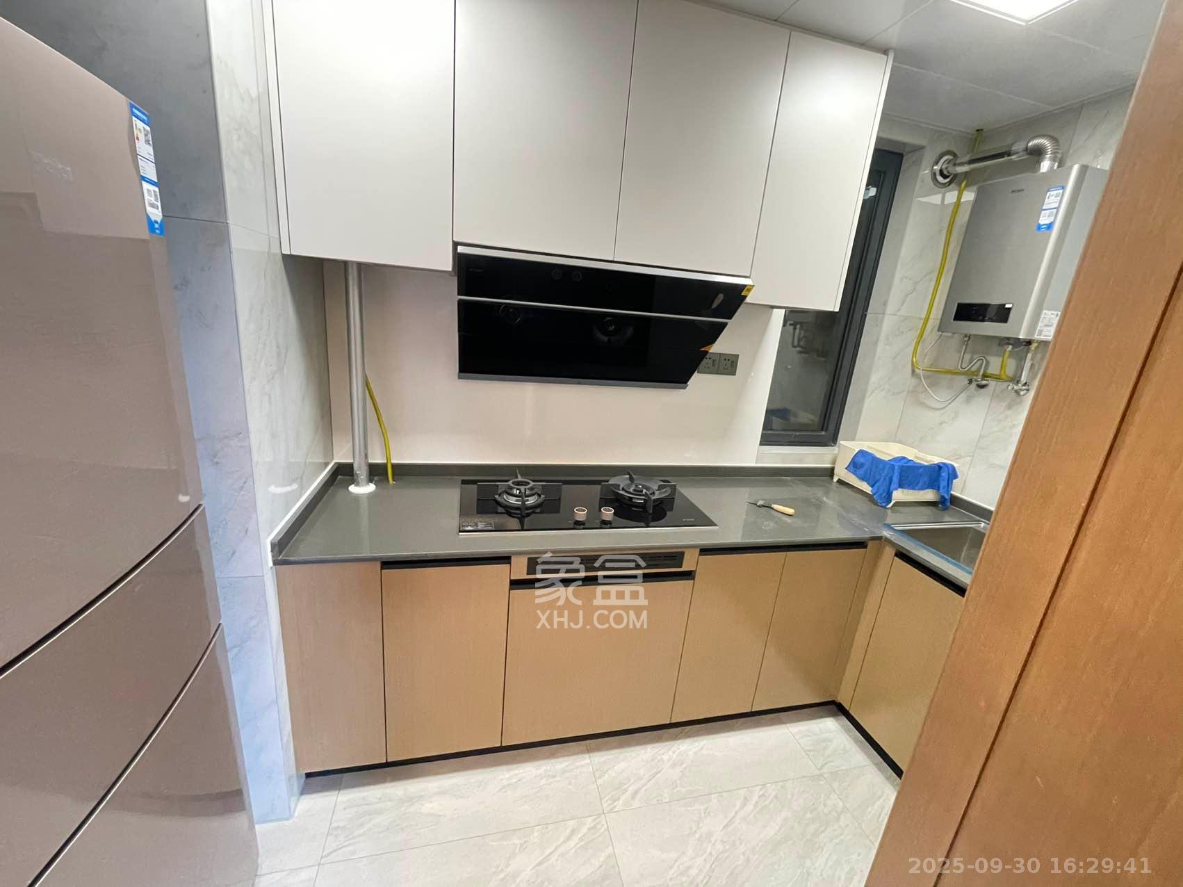 万科魅力之城天阔里  3室2厅2卫    3000.0元/月室内图