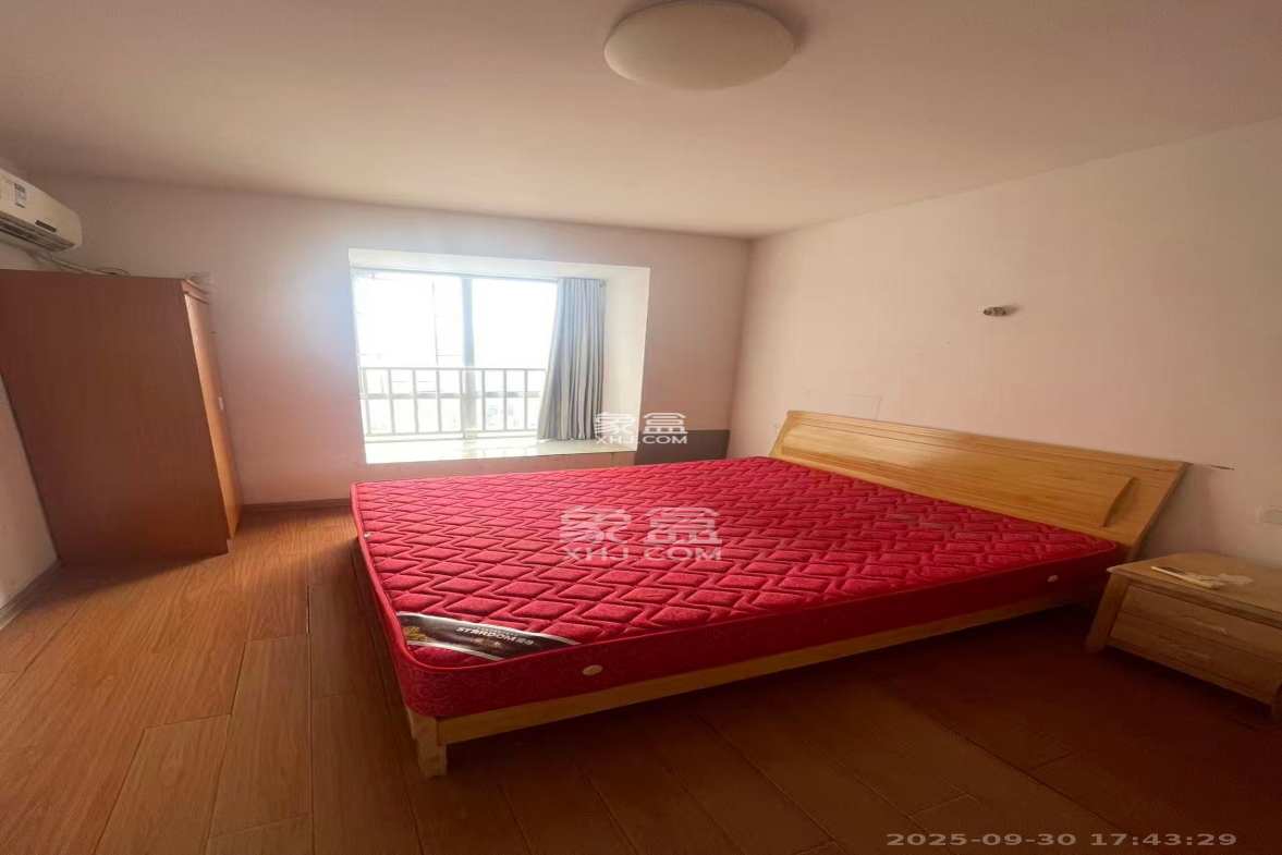 恒广国际景园一二区 2室2厅1卫 1600.00元/月 恒广国际景园一二区 2室2厅1卫 1600.00元/月室内图