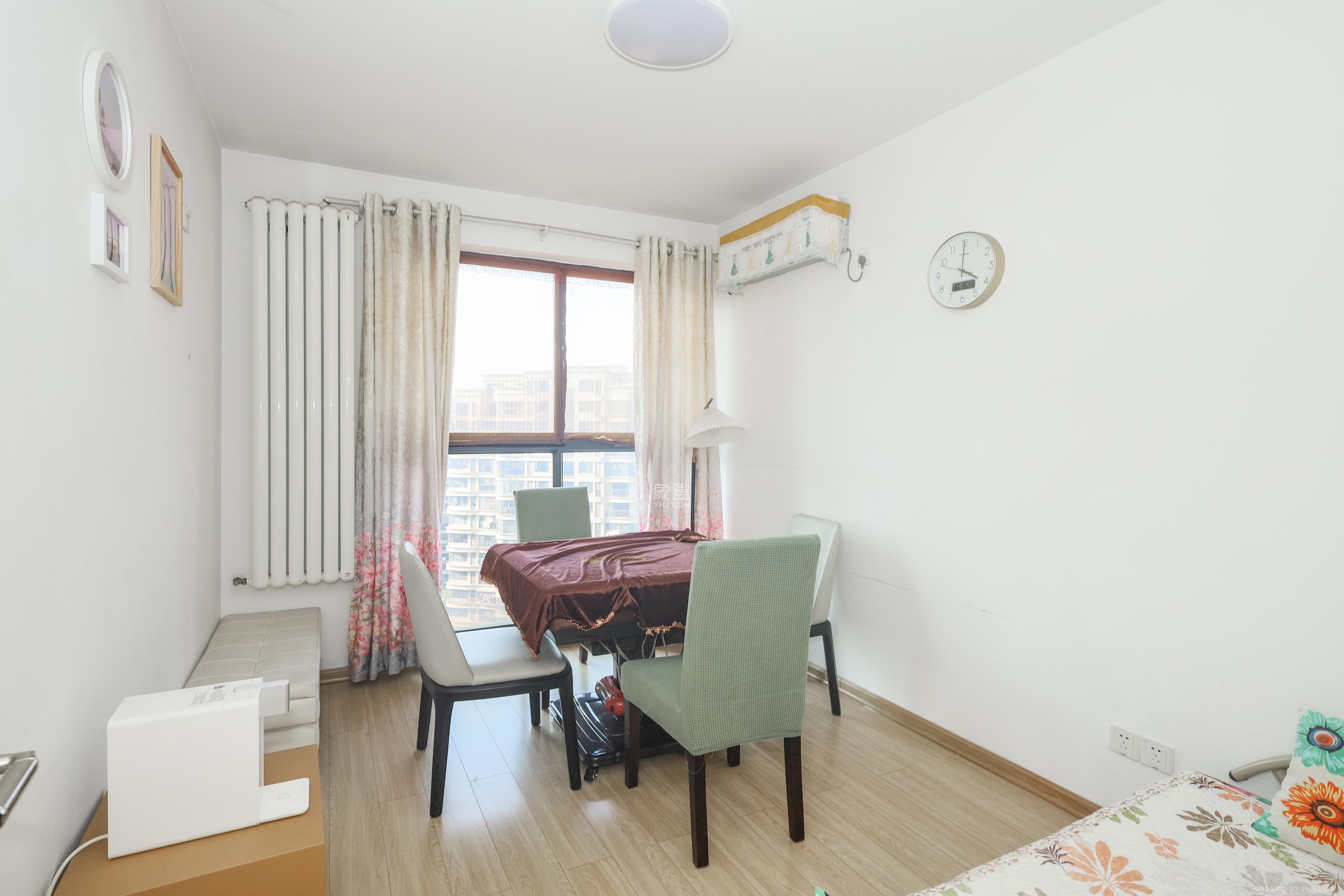 保利麓谷林语C区 4室2厅2卫 3800.0元/月 保利麓谷林语C区 4室2厅2卫 3800.0元/月室内图