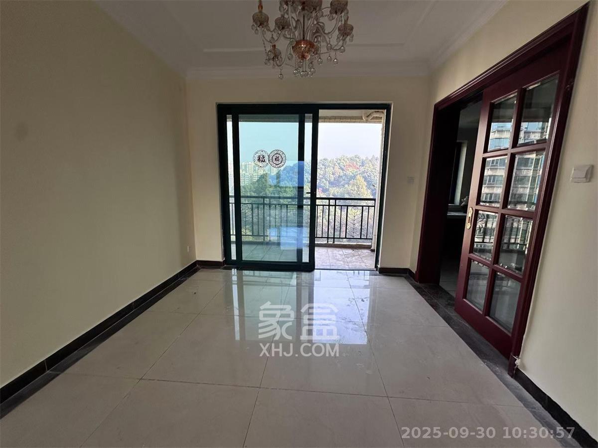 恒大城 4室2厅2卫 3000.0元/月 恒大城 4室2厅2卫 3000.0元/月室内图