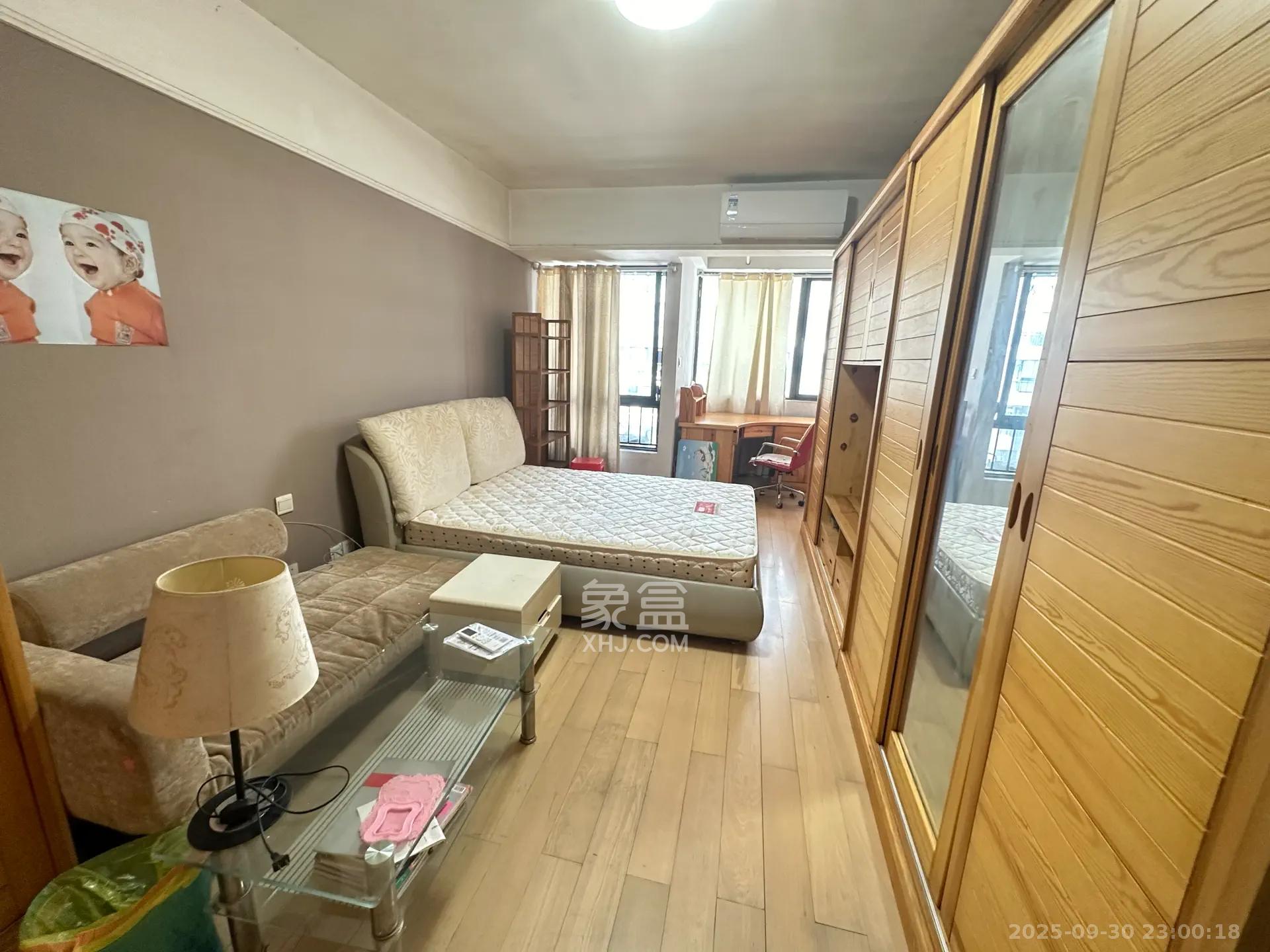 万科金色家园 1室1厅1卫 1200.0元/月 万科金色家园 1室1厅1卫 1200.0元/月室内图