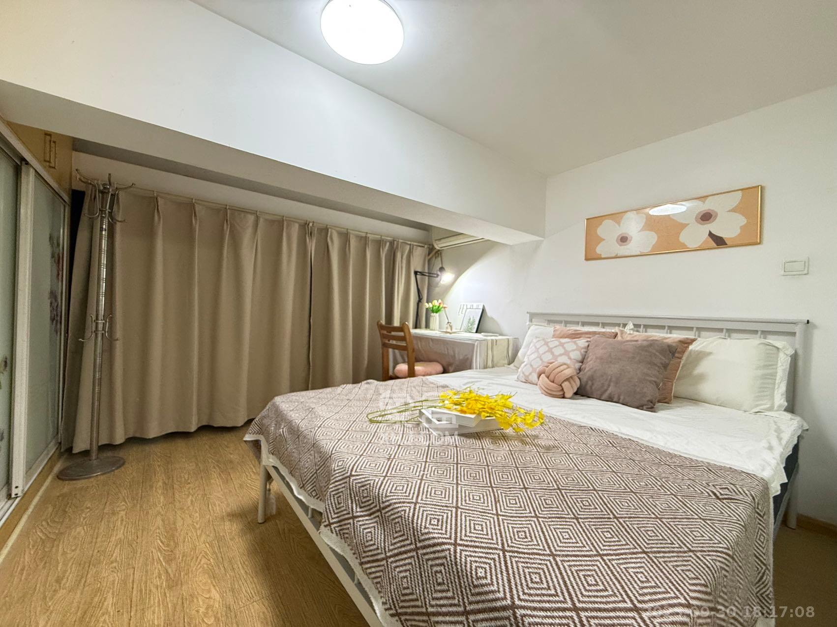 融圣国际  1室1厅1卫    2800.0元/月室内图