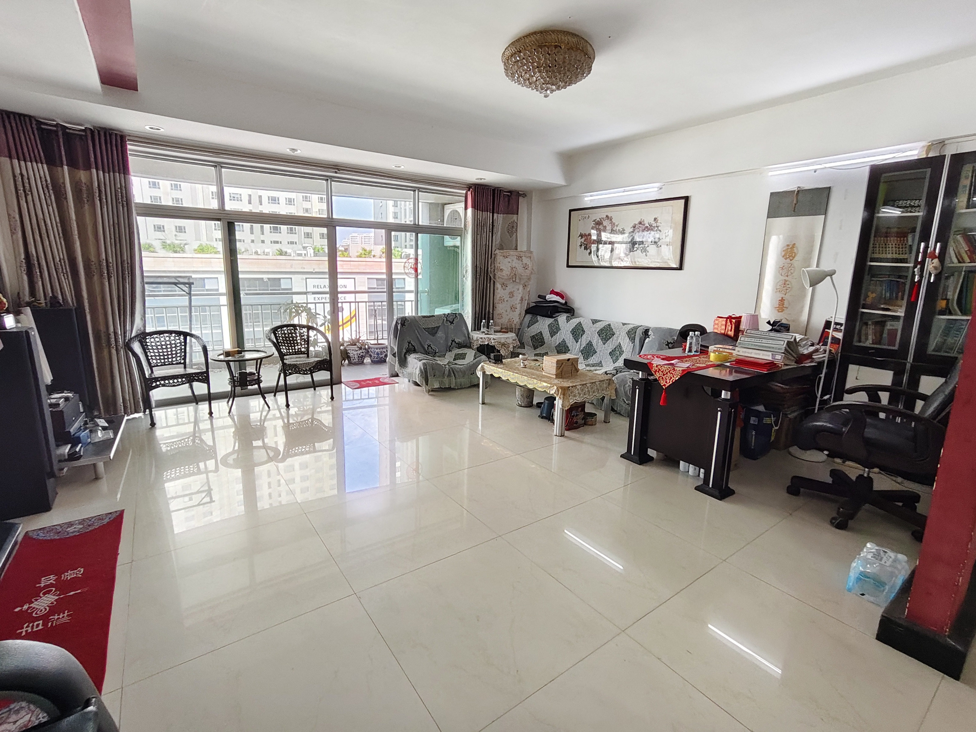 名门广场南区(一期) 4室2厅2卫 5000.0元/月 名门广场南区(一期) 4室2厅2卫 5000.0元/月室内图