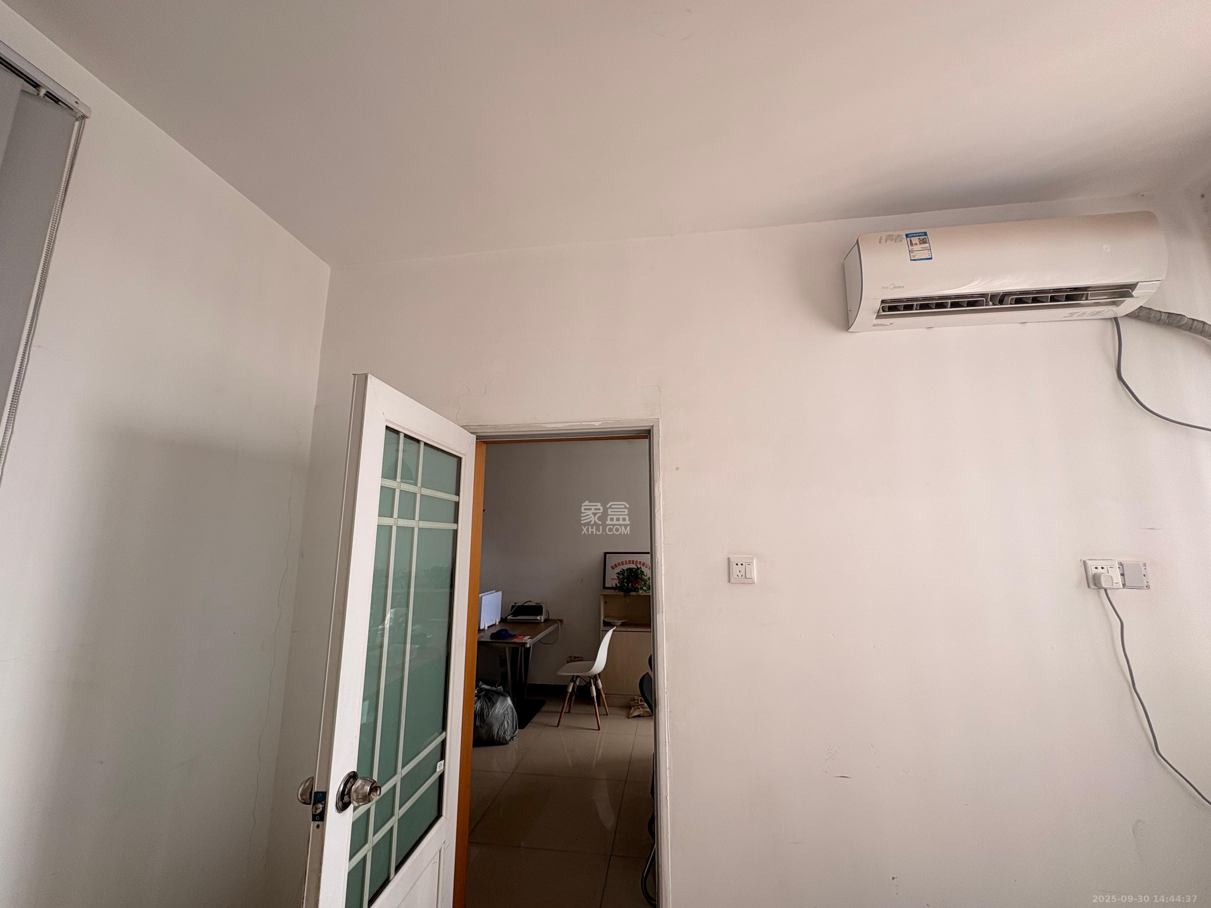 鑫远杰座 1室1厅1卫 1500.0元/月 鑫远杰座 1室1厅1卫 1500.0元/月室内图