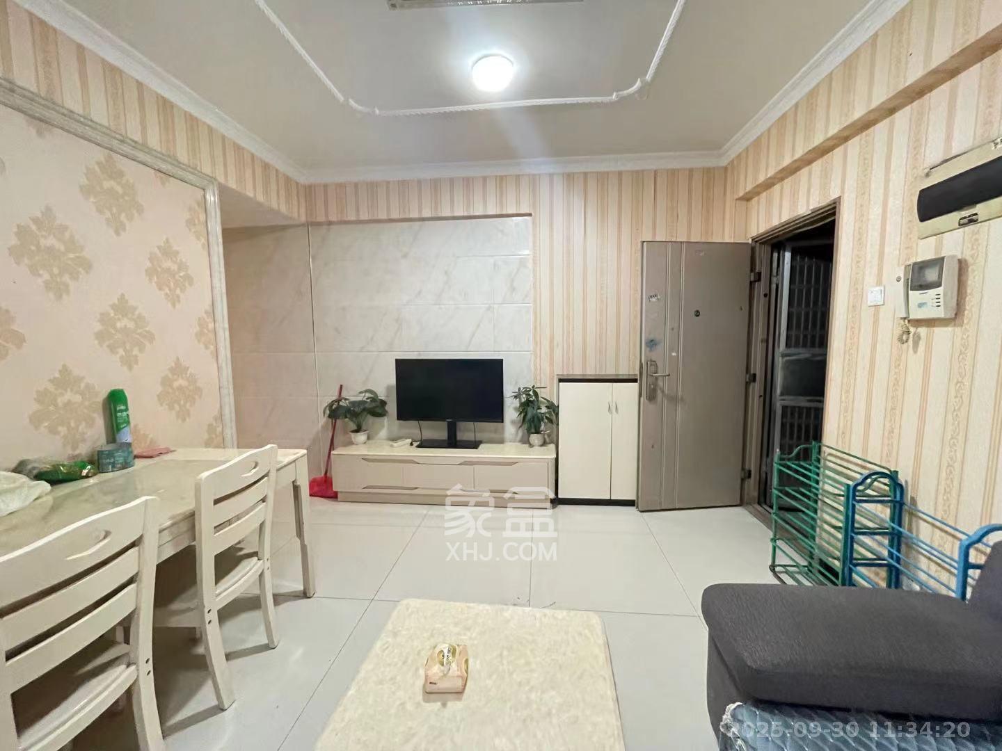 东方银座(东方摩卡) 2室2厅1卫 2100.0元/月 东方银座(东方摩卡) 2室2厅1卫 2100.0元/月室内图