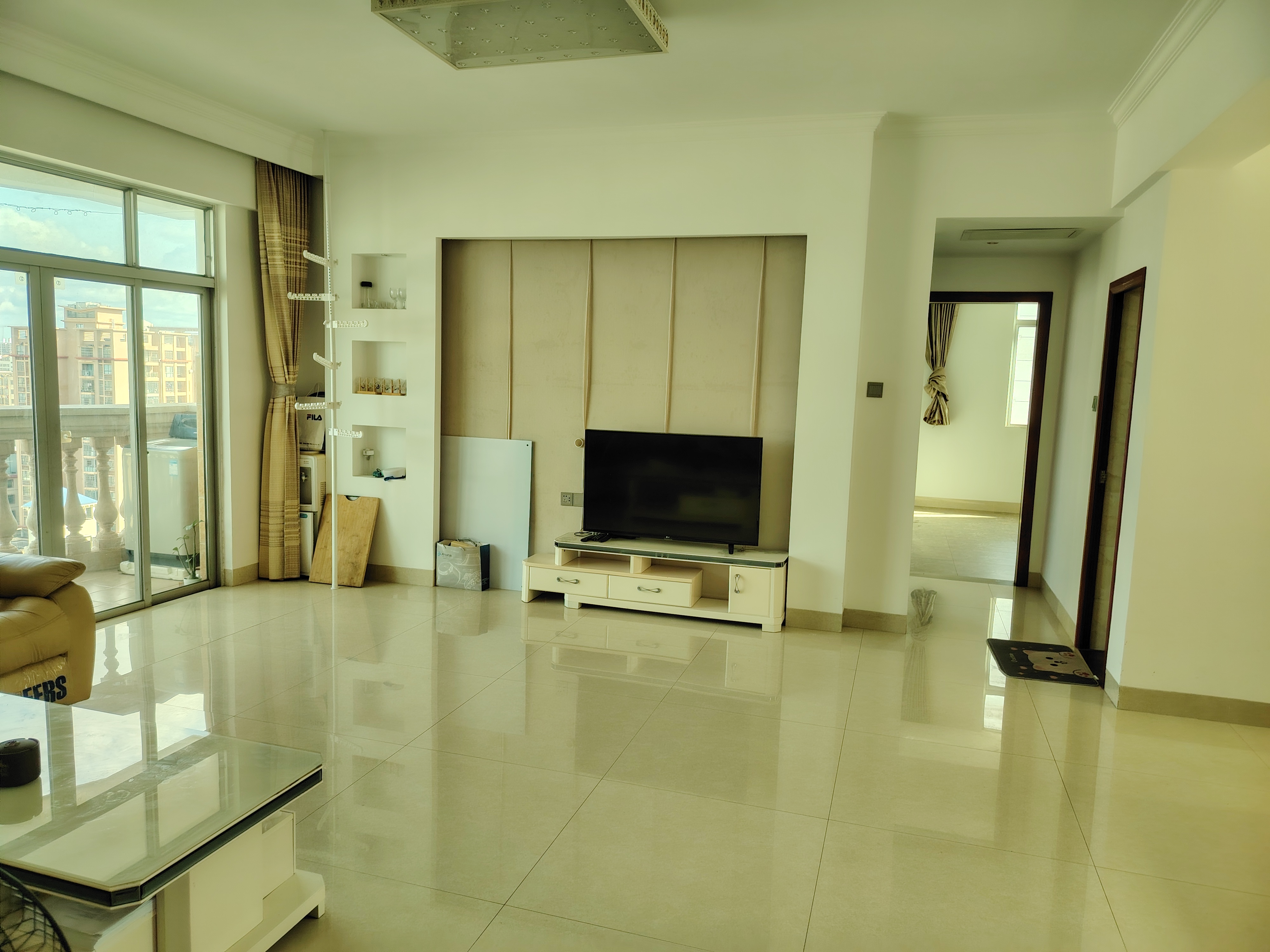 阳光巴洛克广场 2室2厅1卫 2400.0元/月 阳光巴洛克广场 2室2厅1卫 2400.0元/月室内图