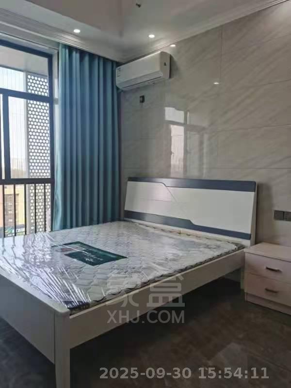 工大青年街区  1室1厅1卫    1500.0元/月室内图1