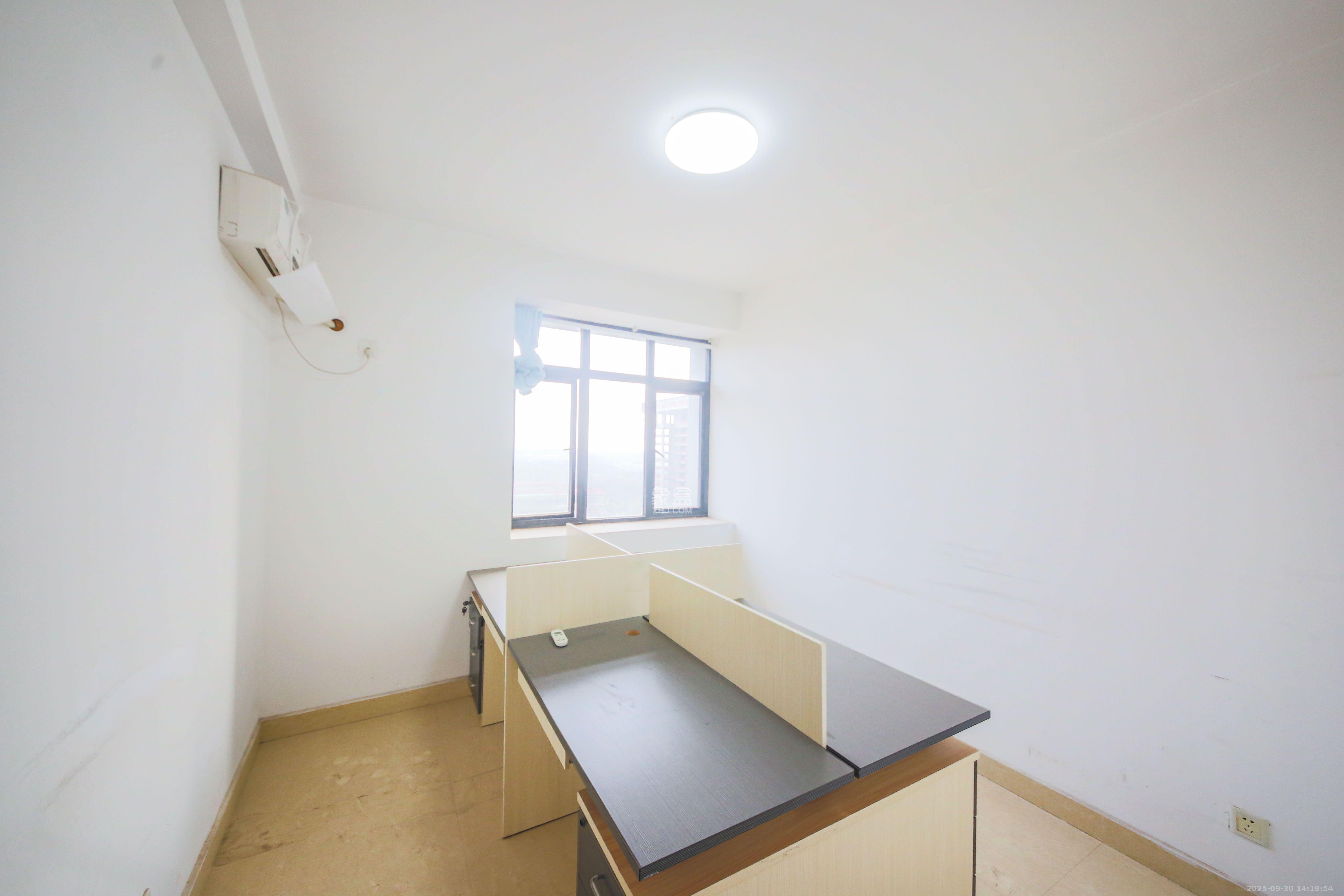 鑫远杰座 3室2厅1卫 3000.0元/月 鑫远杰座 3室2厅1卫 3000.0元/月室内图