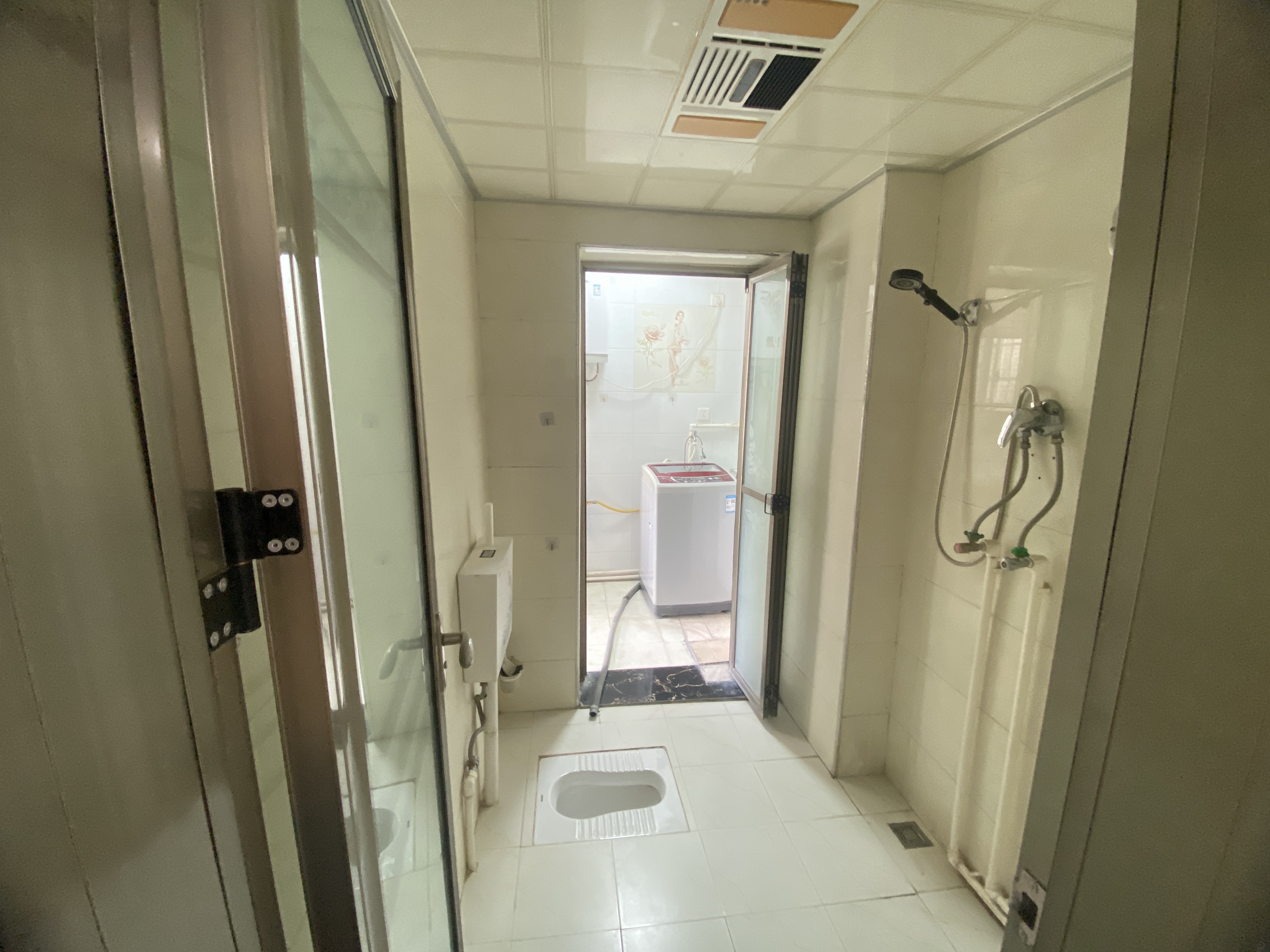 栗源小区 2室2厅1卫 1300.0元/月 栗源小区 2室2厅1卫 1300.0元/月室内图