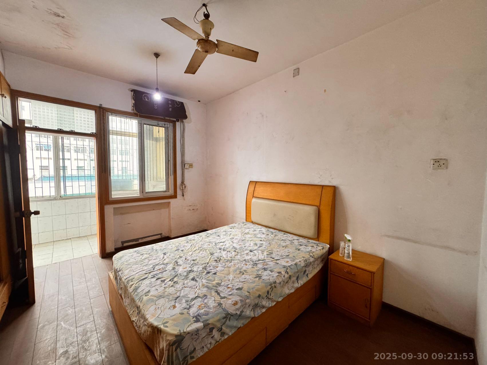 经视台宿舍 1室0厅0卫 1000.0元/月 经视台宿舍 1室0厅0卫 1000.0元/月室内图