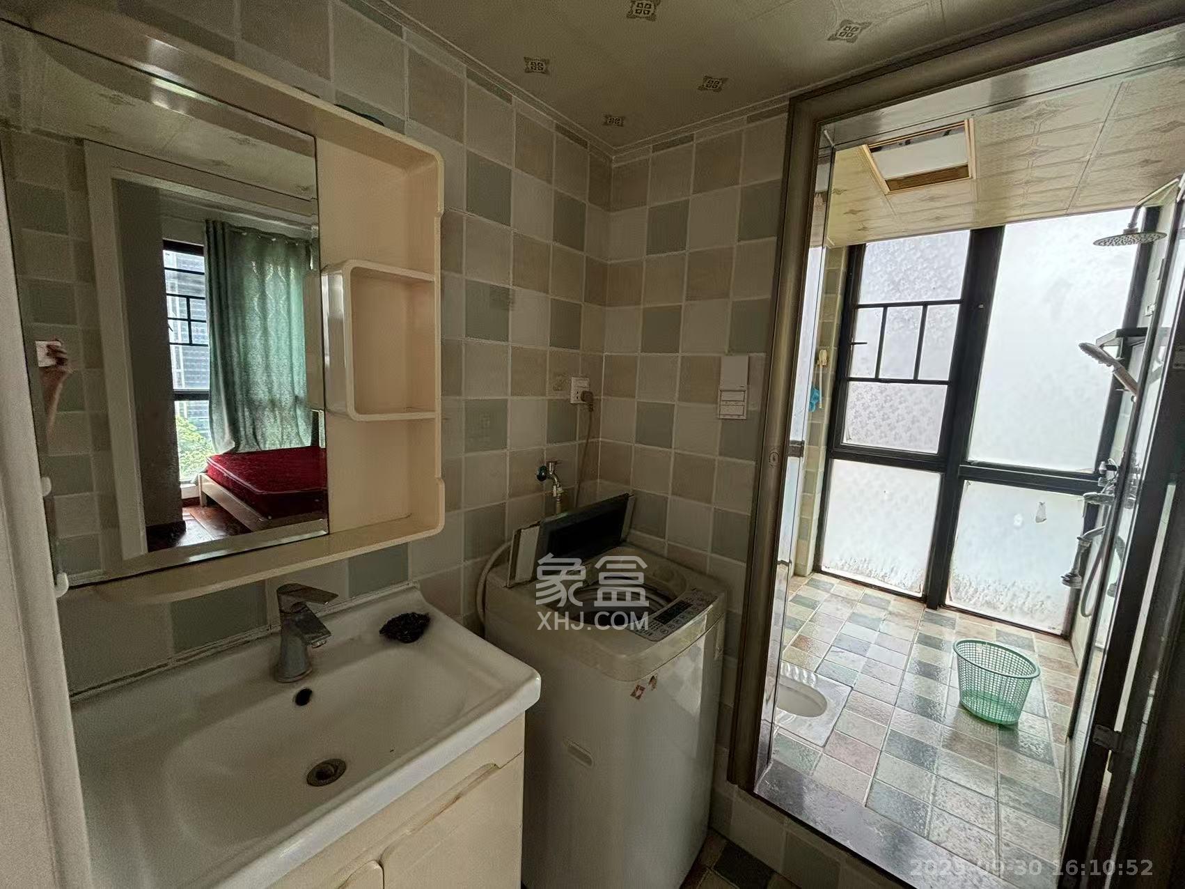 融科东南海 1室1厅1卫 2000.0元/月 融科东南海 1室1厅1卫 2000.0元/月室内图