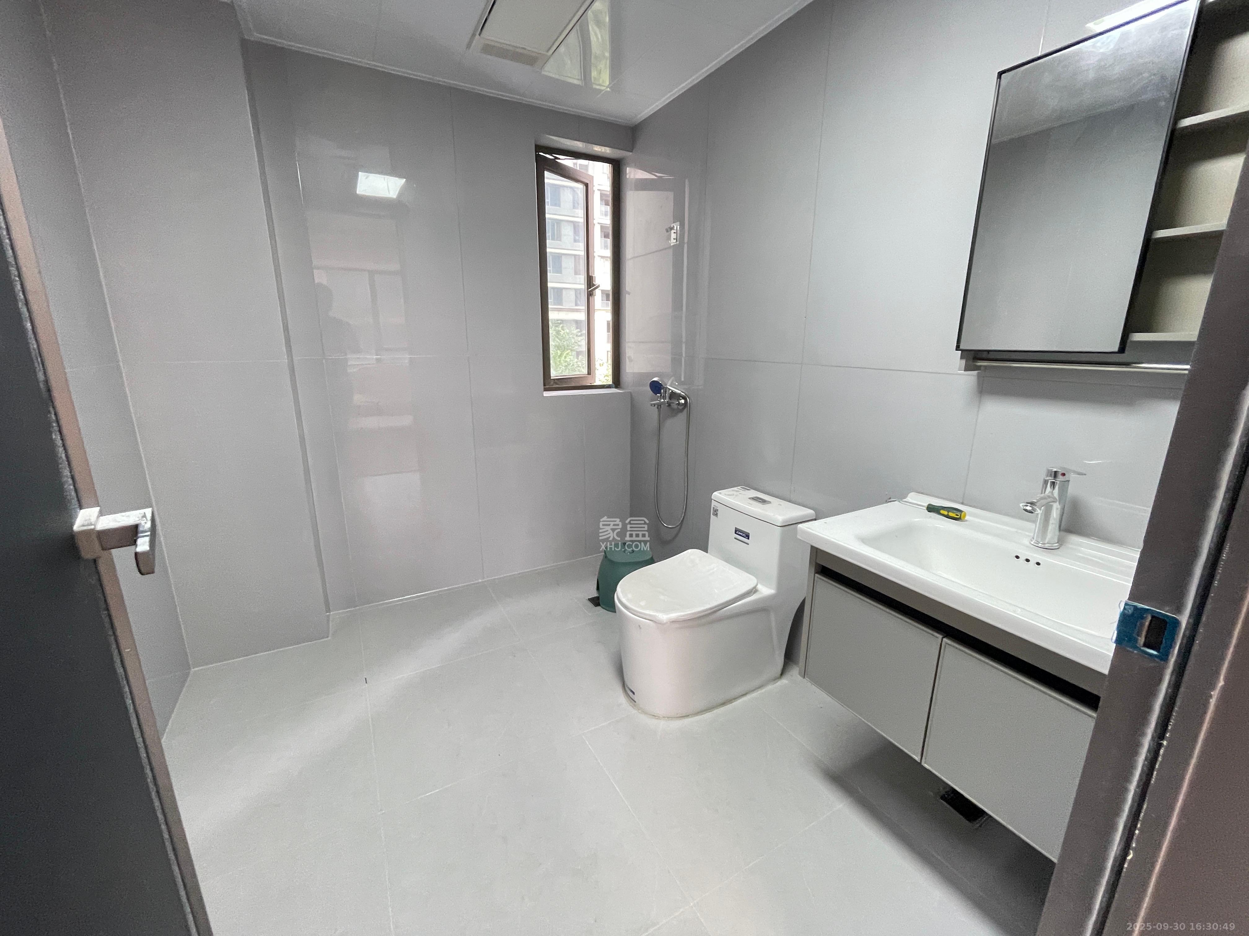 正荣滨江紫阙台 4室2厅3卫 4000.0元/月 正荣滨江紫阙台 4室2厅3卫 4000.0元/月室内图