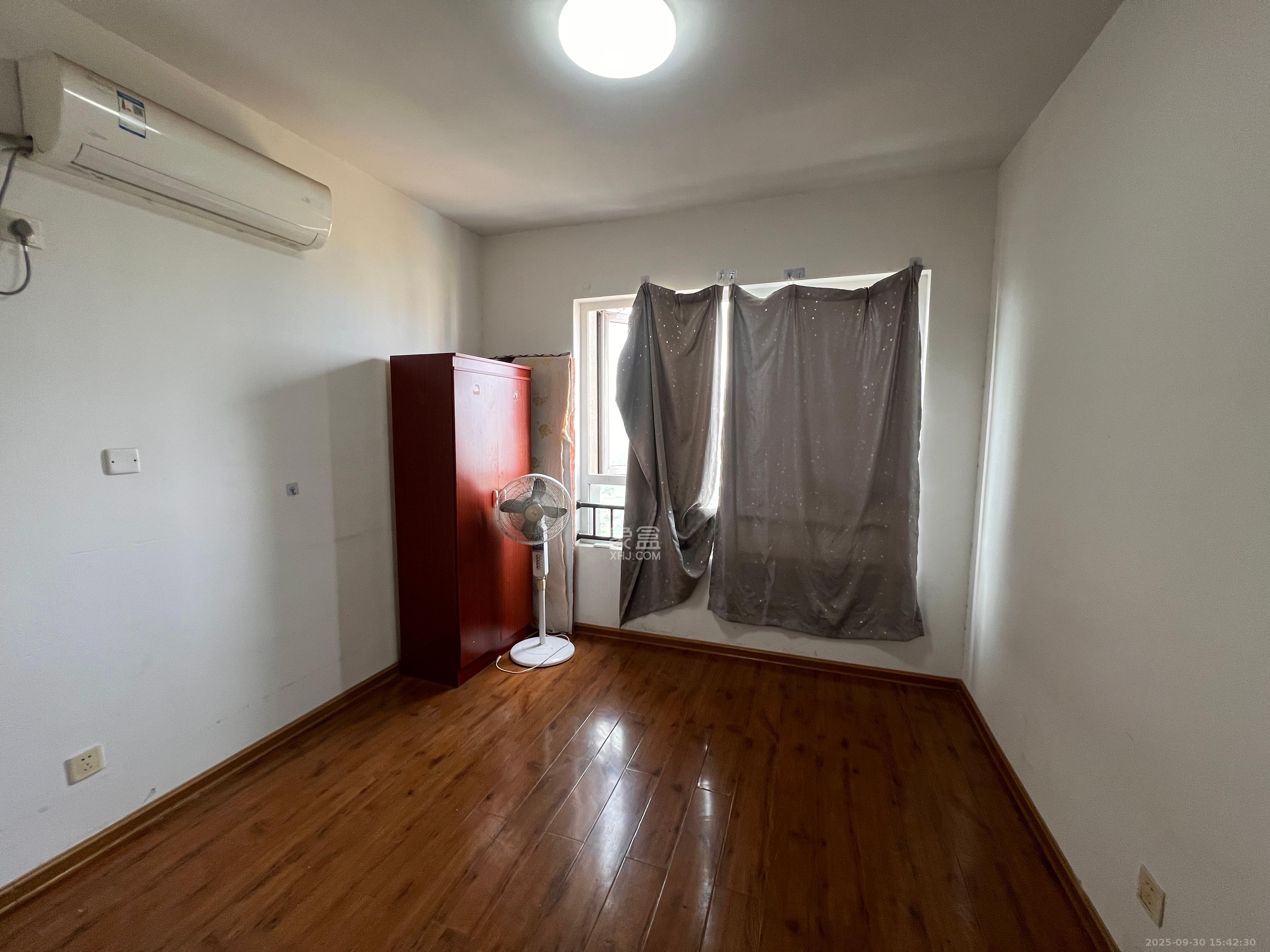 绿地之窗 4室2厅2卫 3000.0元/月 绿地之窗 4室2厅2卫 3000.0元/月室内图