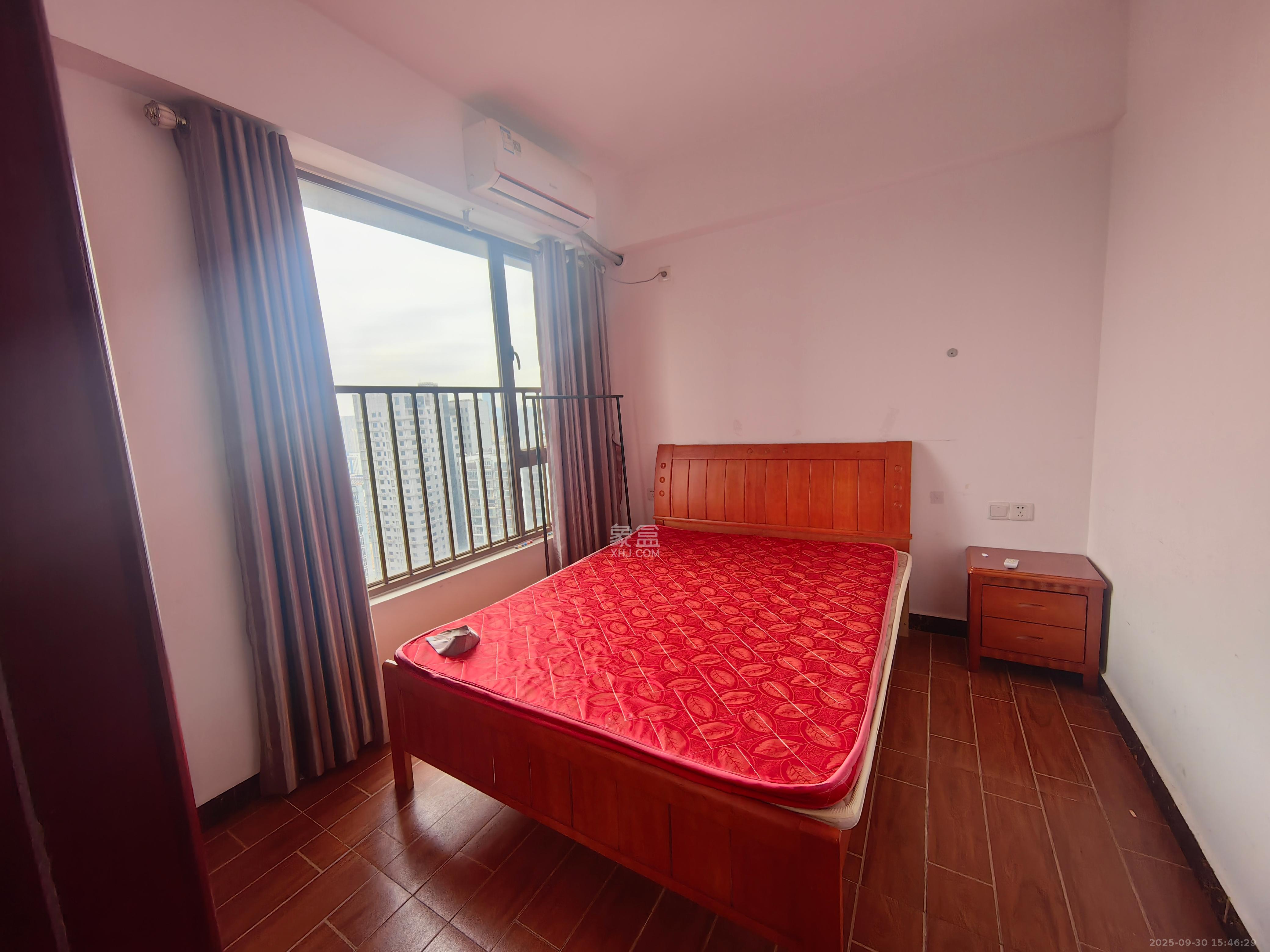 第六都(陆都小区) 3室2厅1卫 2600.0元/月 第六都(陆都小区) 3室2厅1卫 2600.0元/月室内图