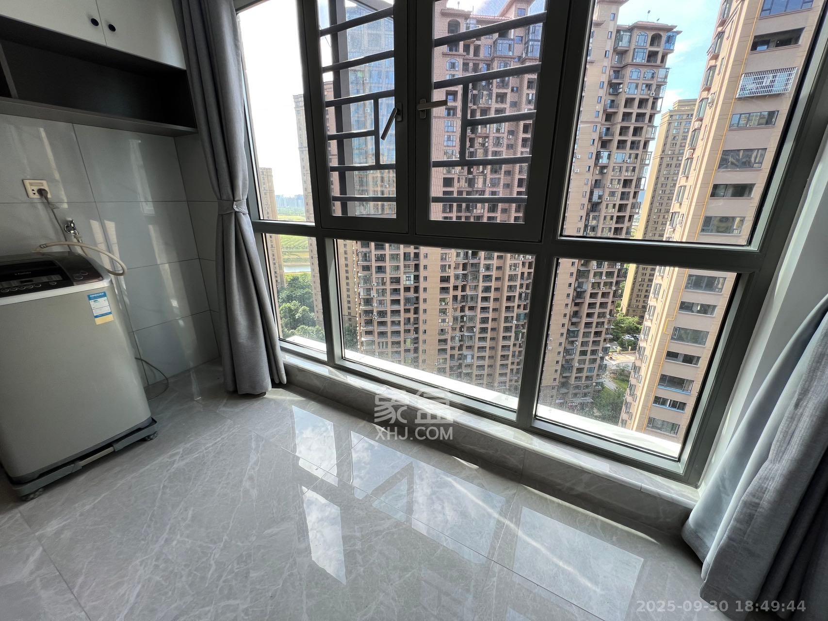 邦盛水岸御园  3室2厅2卫    2000.0元/月室内图