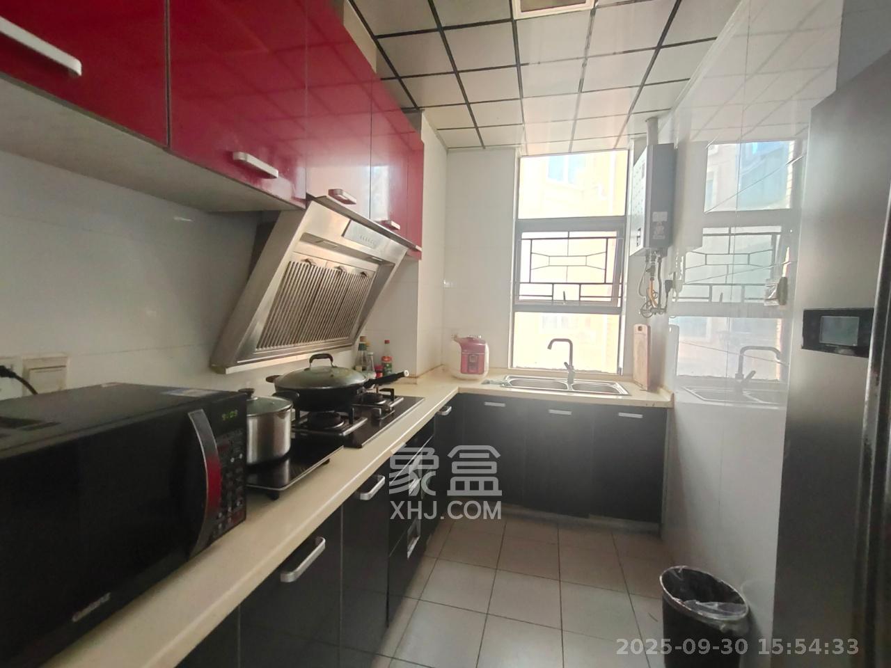 融圣国际 3室1厅2卫 3500.0元/月 融圣国际 3室1厅2卫 3500.0元/月室内图