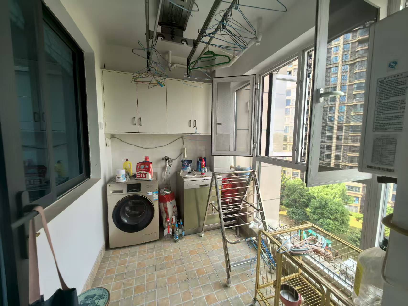 碧桂园  3室2厅2卫    51.8万 碧桂园  3室2厅2卫    51.8万室内图