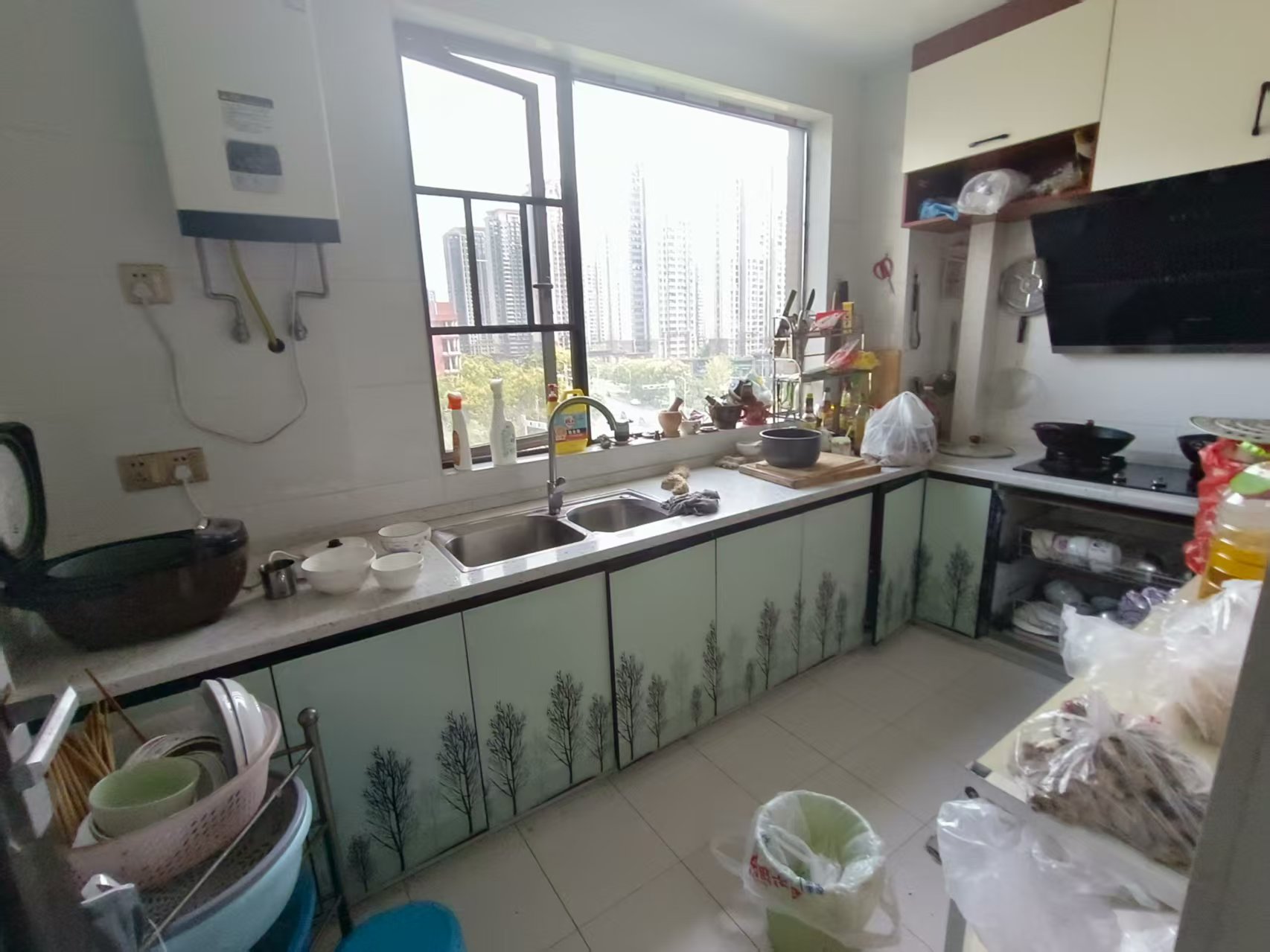 春藤小镇  4室2厅2卫    98.0万 春藤小镇  4室2厅2卫    98.0万室内图