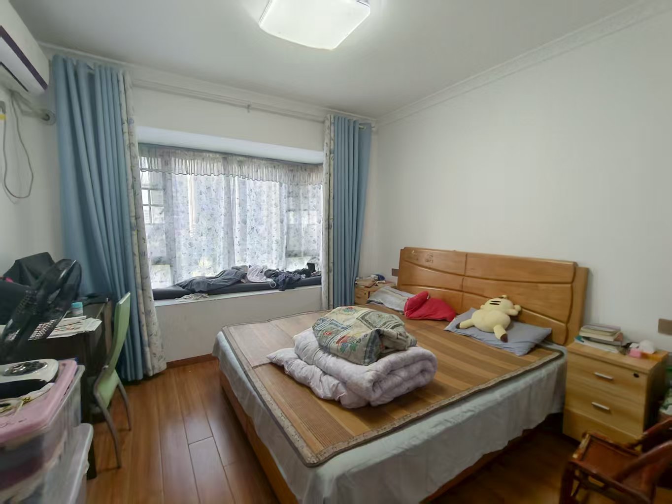 春藤小镇  4室2厅2卫    98.0万 春藤小镇  4室2厅2卫    98.0万室内图