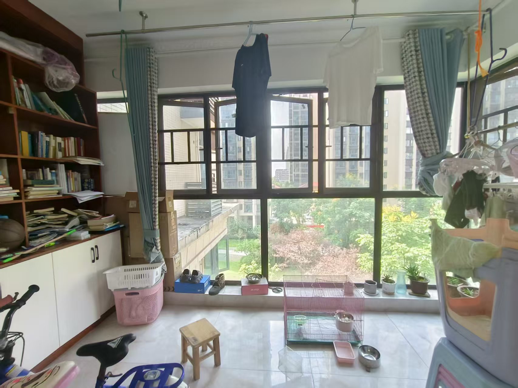 春藤小镇  4室2厅2卫    98.0万 春藤小镇  4室2厅2卫    98.0万室内图