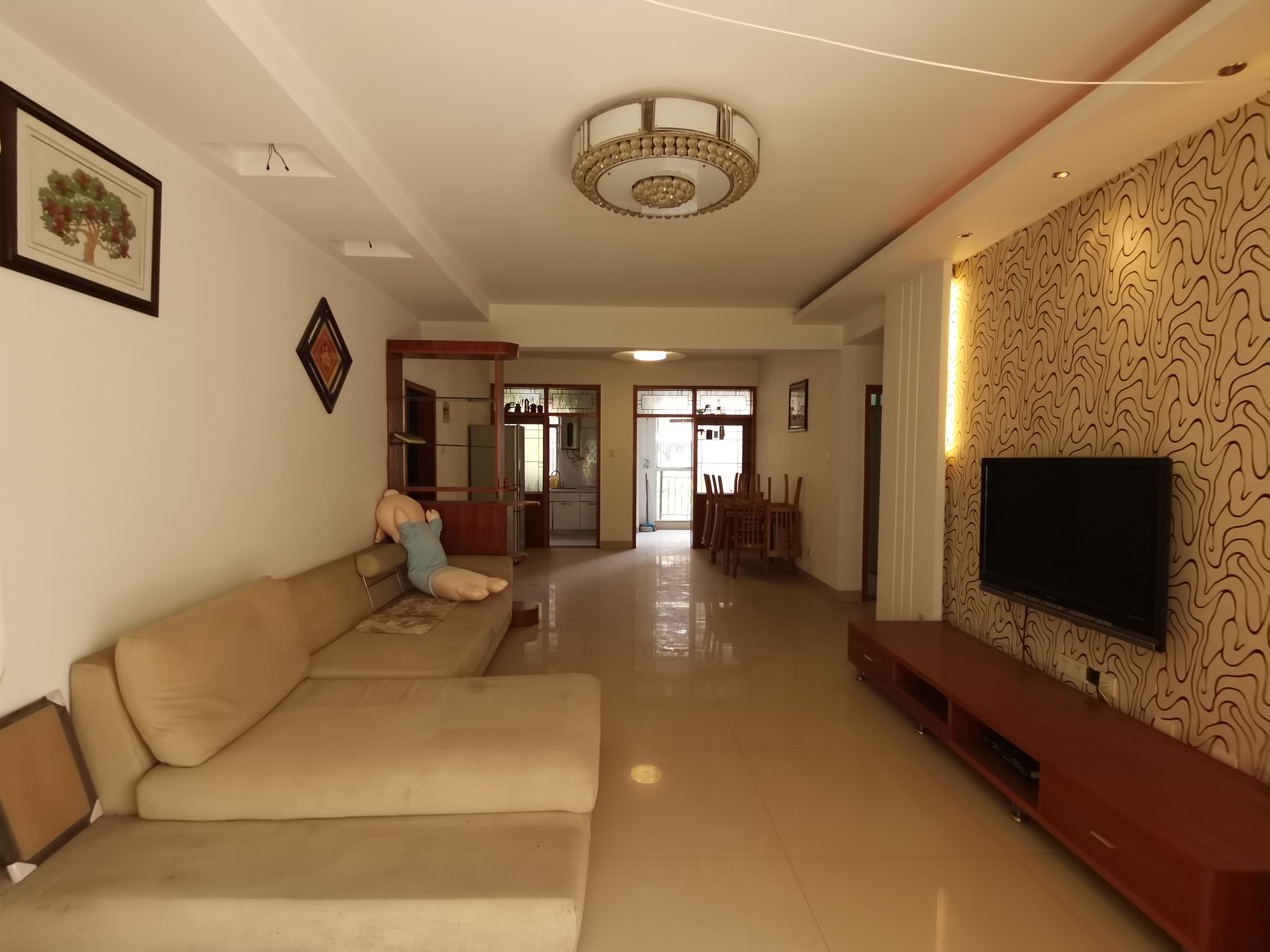 庐山恋 3室2厅2卫 85.0万 庐山恋 3室2厅2卫 85.0万室内图