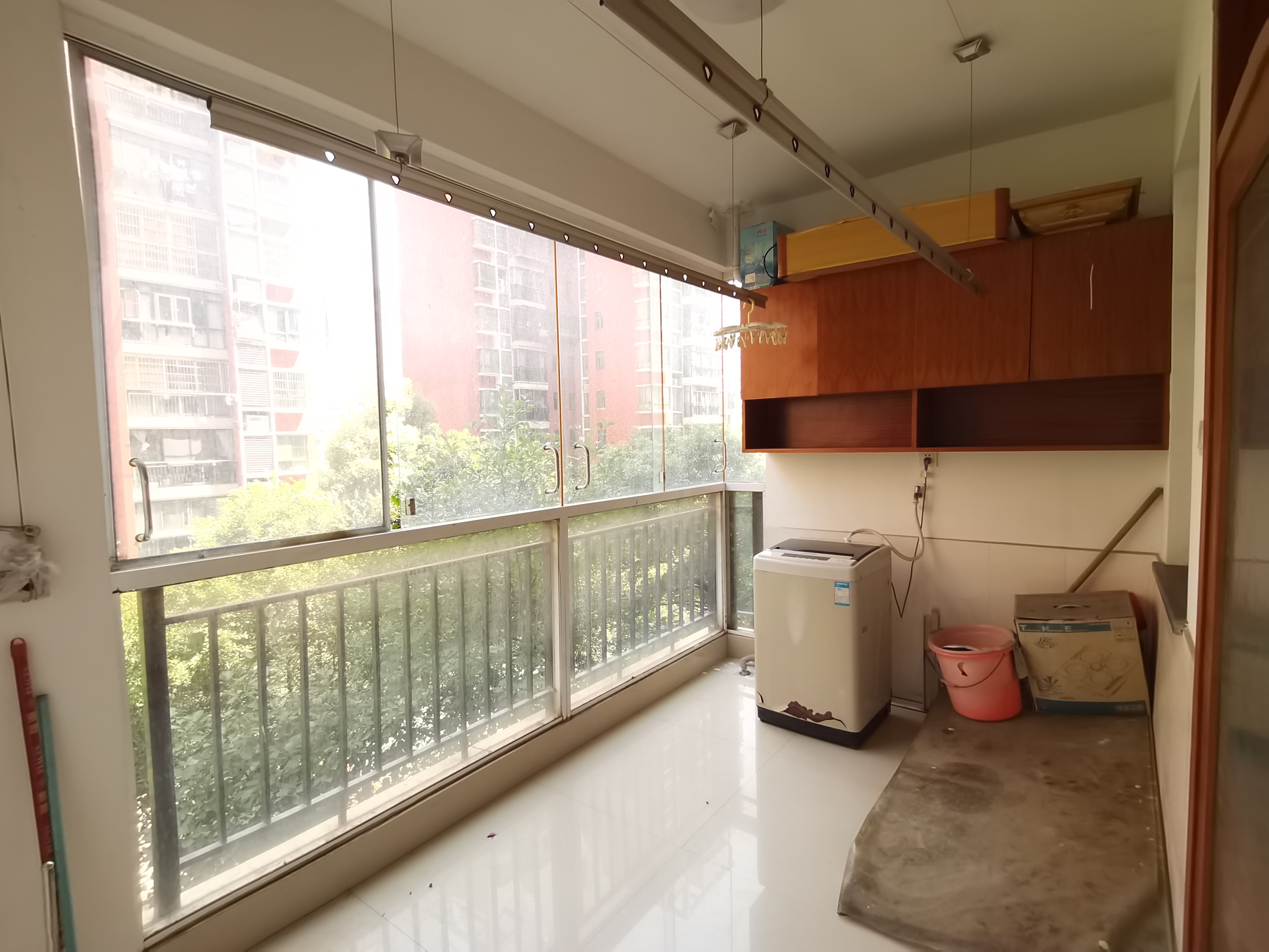 庐山恋 3室2厅2卫 85.0万 庐山恋 3室2厅2卫 85.0万室内图