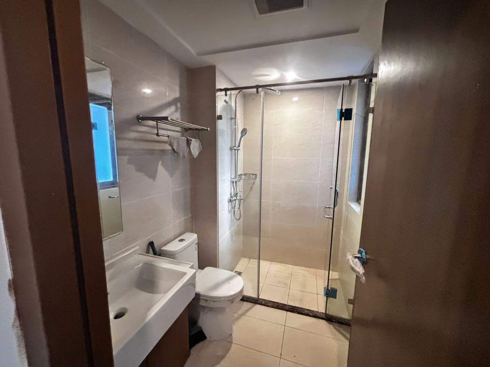 翡翠公园(北大资源)  3室2厅2卫    59.8万 翡翠公园(北大资源)  3室2厅2卫    59.8万室内图