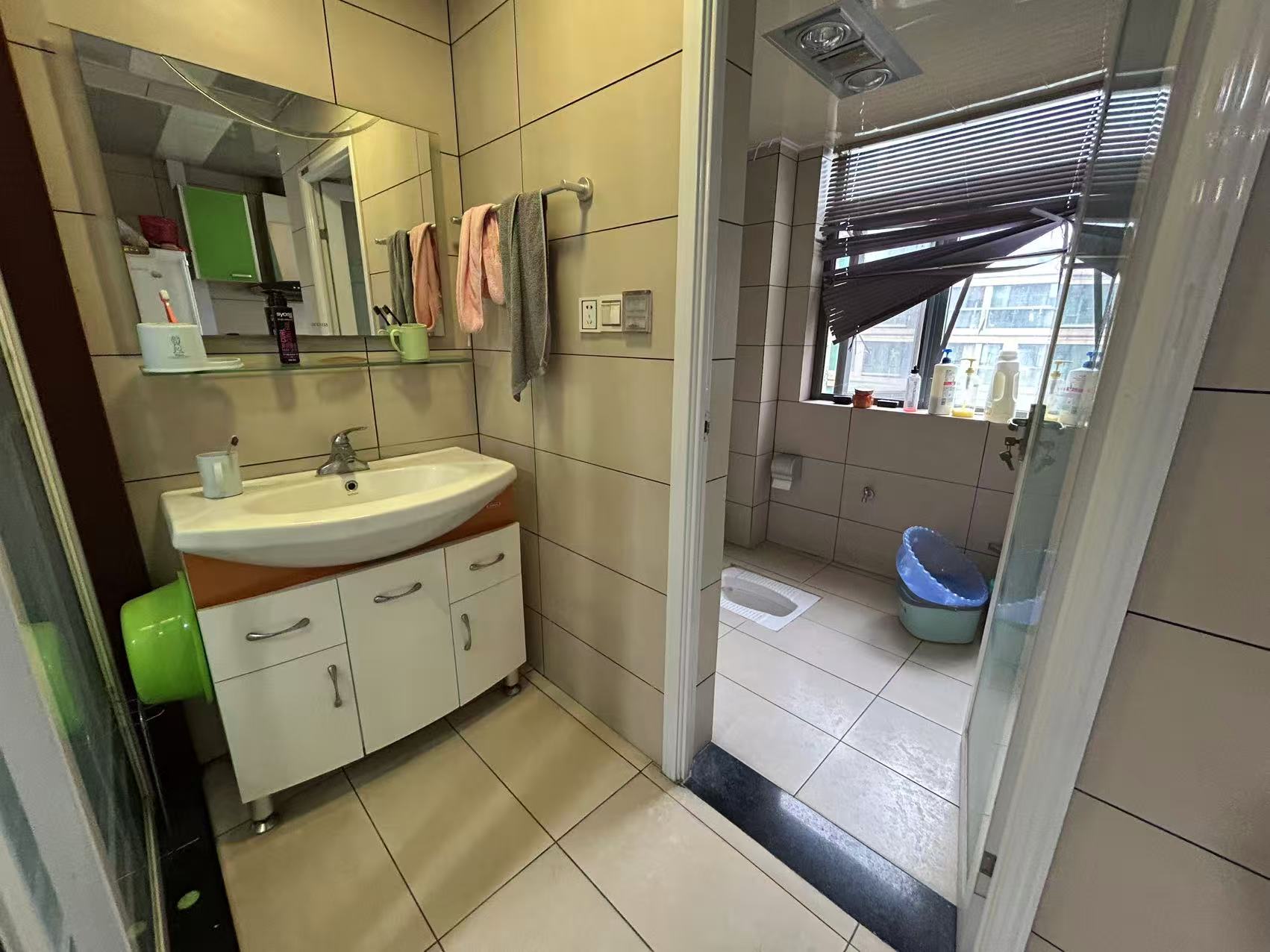 庐山春天一期桃李苑  3室2厅2卫    70.0万 庐山春天一期桃李苑  3室2厅2卫    70.0万室内图