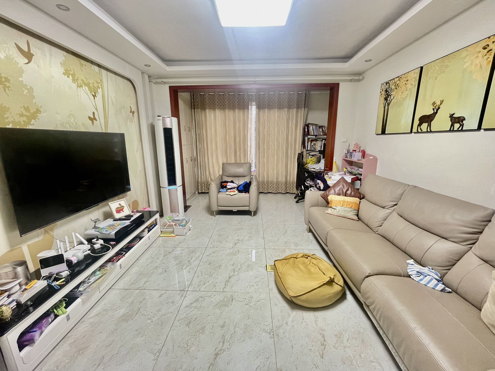 佳兆业金域天下三期  3室2厅1卫    60.0万 佳兆业金域天下三期  3室2厅1卫    60.0万室内图