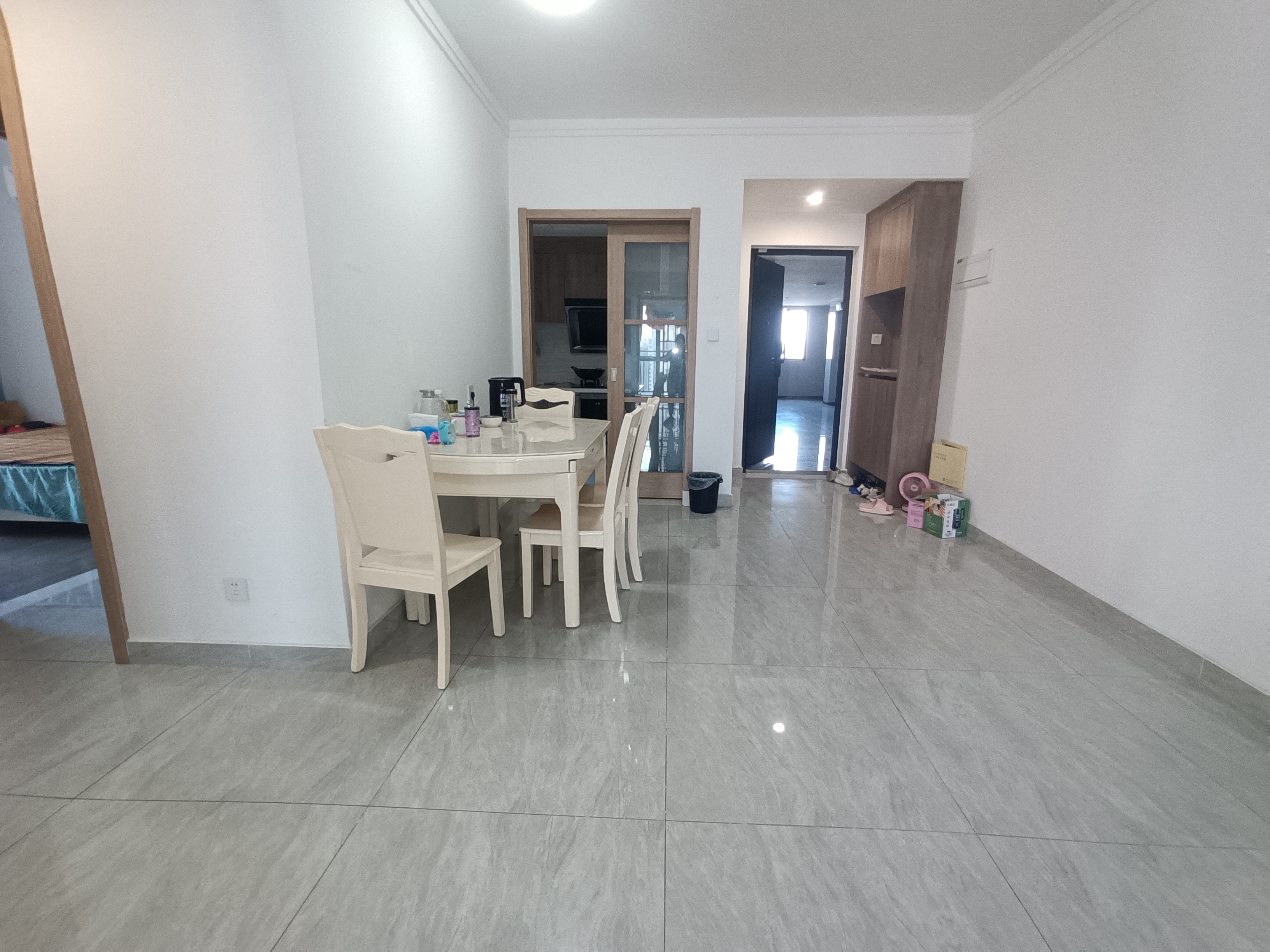 美的翰城  3室2厅2卫    77.8万 美的翰城  3室2厅2卫    77.8万室内图