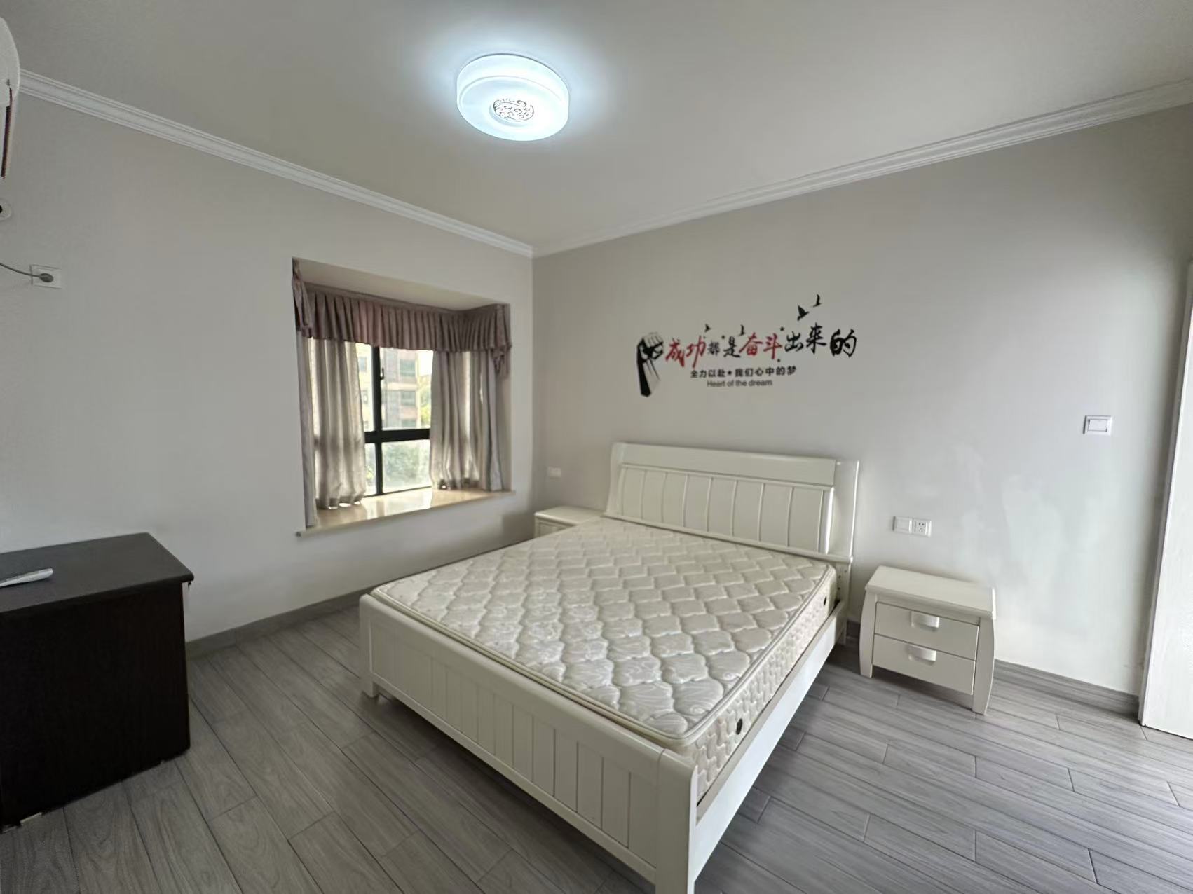 武广国际学苑  3室2厅2卫    88.0万 武广国际学苑  3室2厅2卫    88.0万室内图