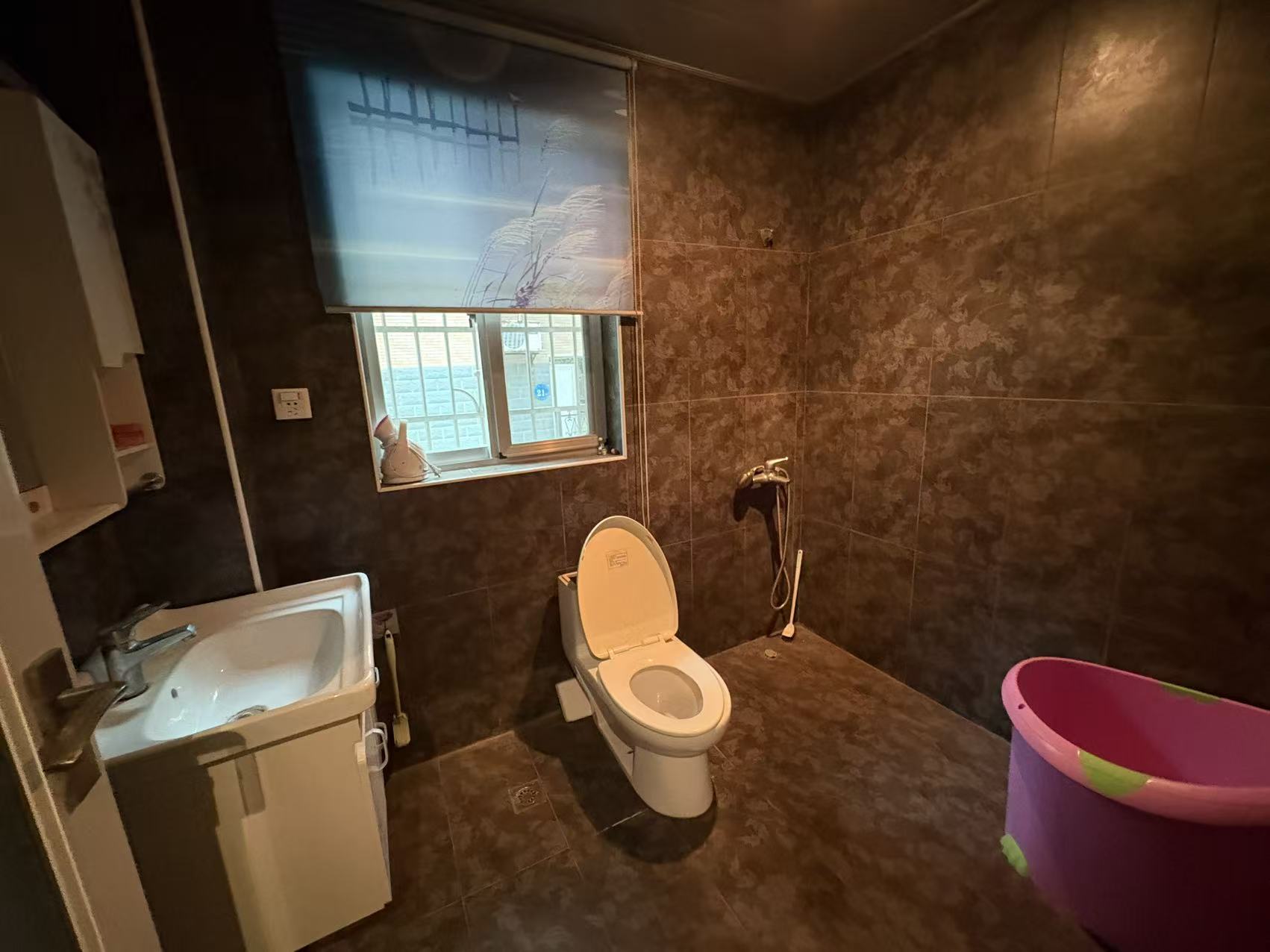 天台小区  3室2厅2卫    48.8万室内图