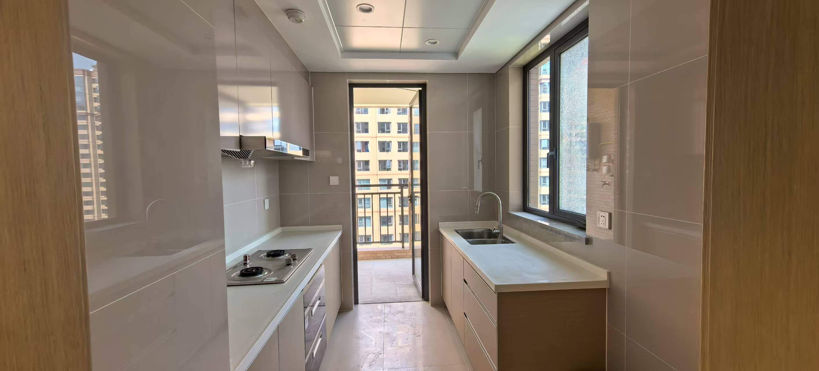 晋合湘水湾七期  4室2厅2卫    110.0万 晋合湘水湾七期  4室2厅2卫    110.0万室内图